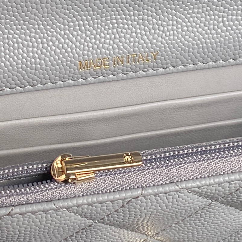 Ch**el 25C Bags 14×18×3cm