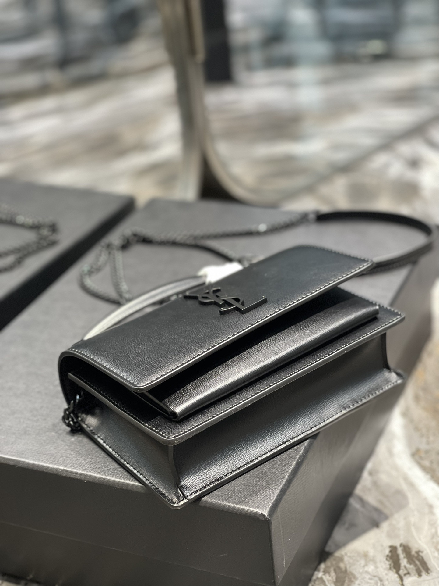 Y51 Sunset Woc 19x14x5.5cm