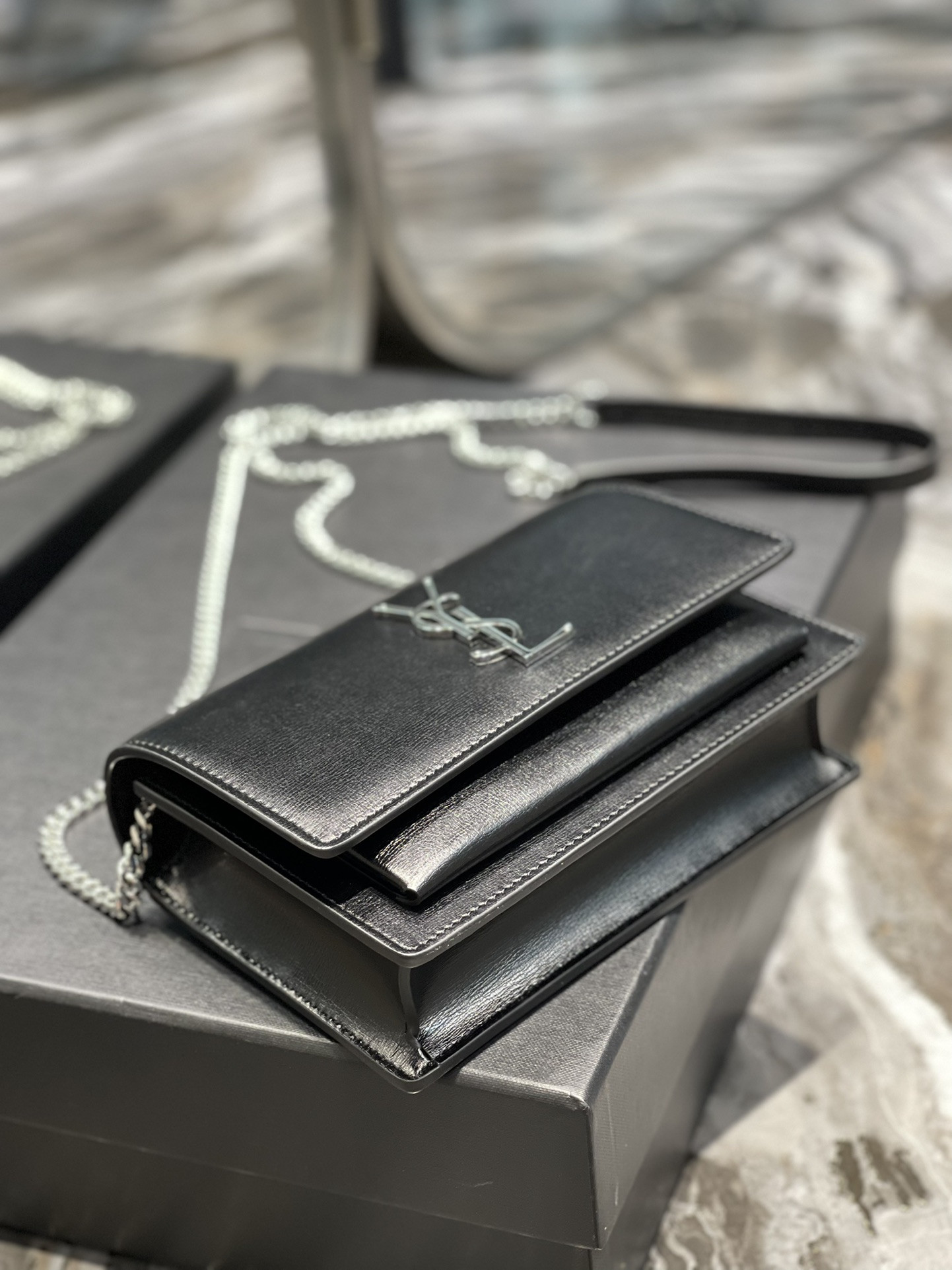 Y51 Sunset Woc 19x14x5.5cm