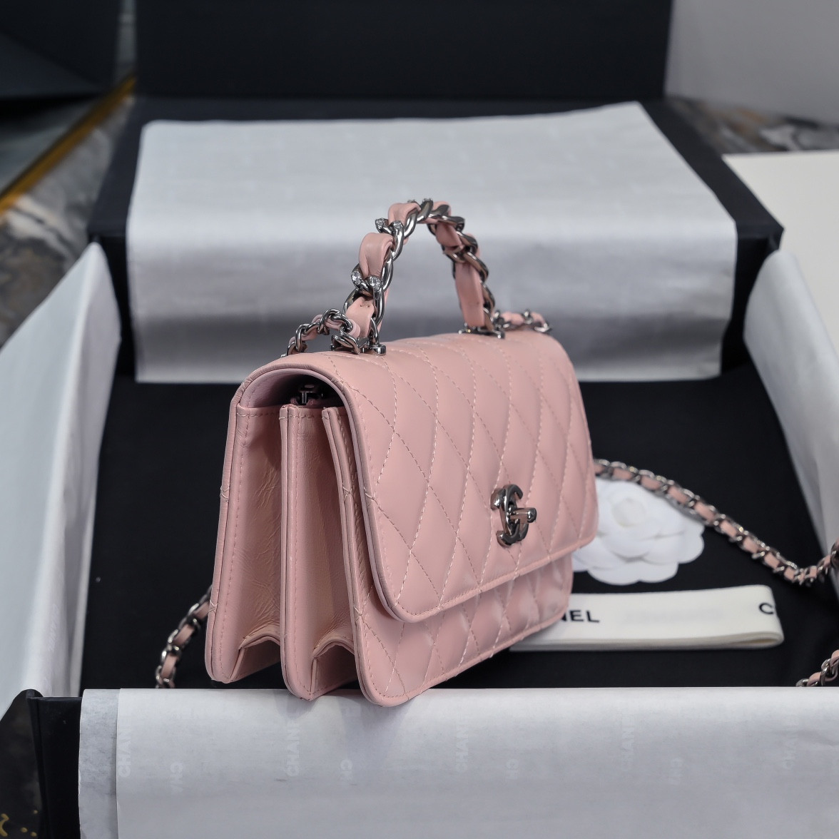 Ch**el Clutch With Chain 18.5x11x6cm