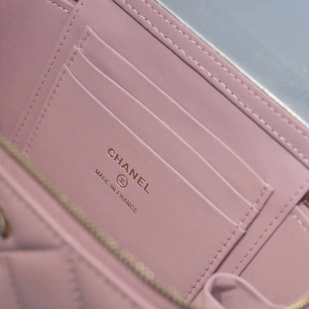 Ch**el Clutch With Chain 10x16x8cm