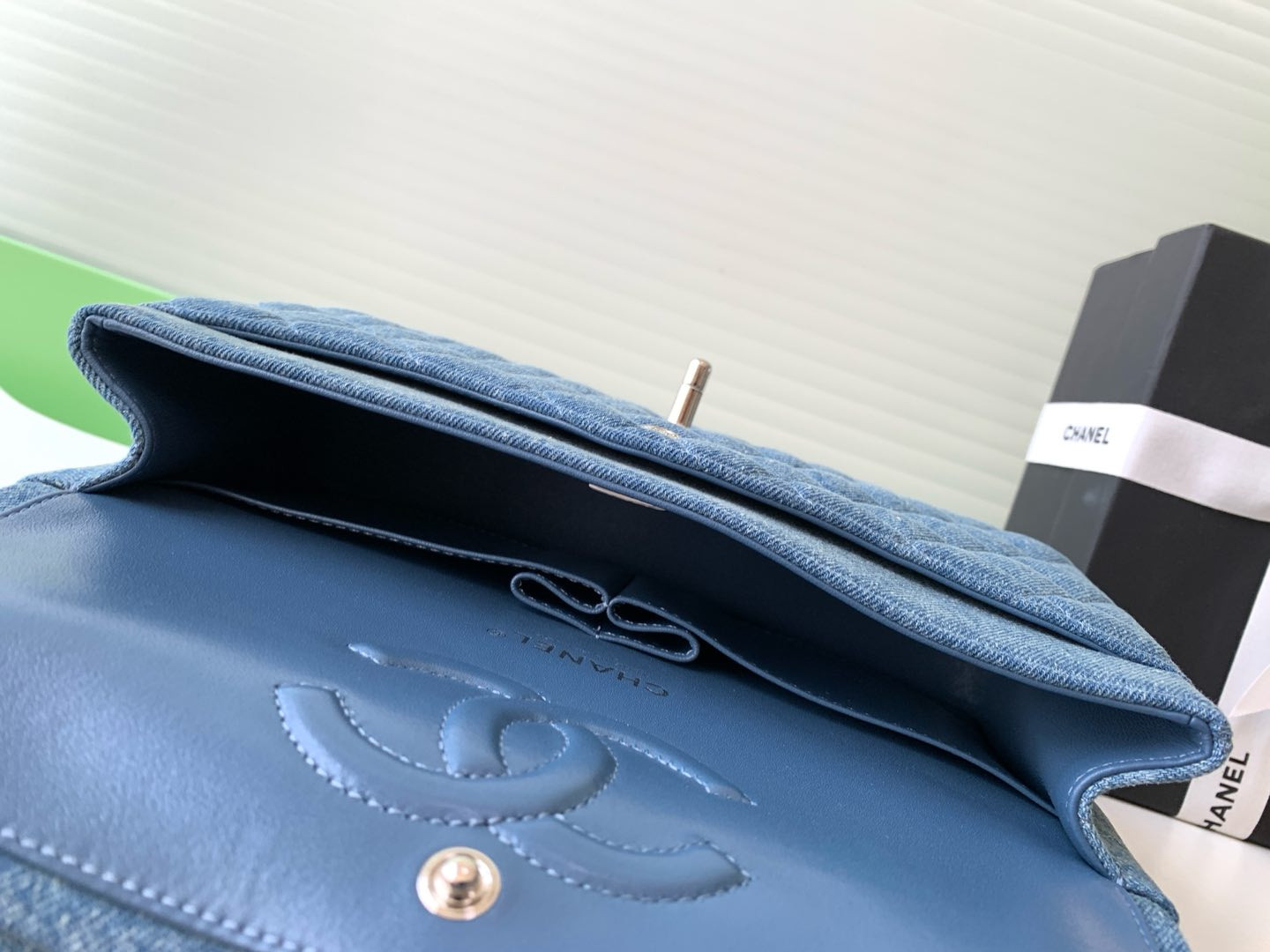 Ch**el Mini CF vintage 25cm