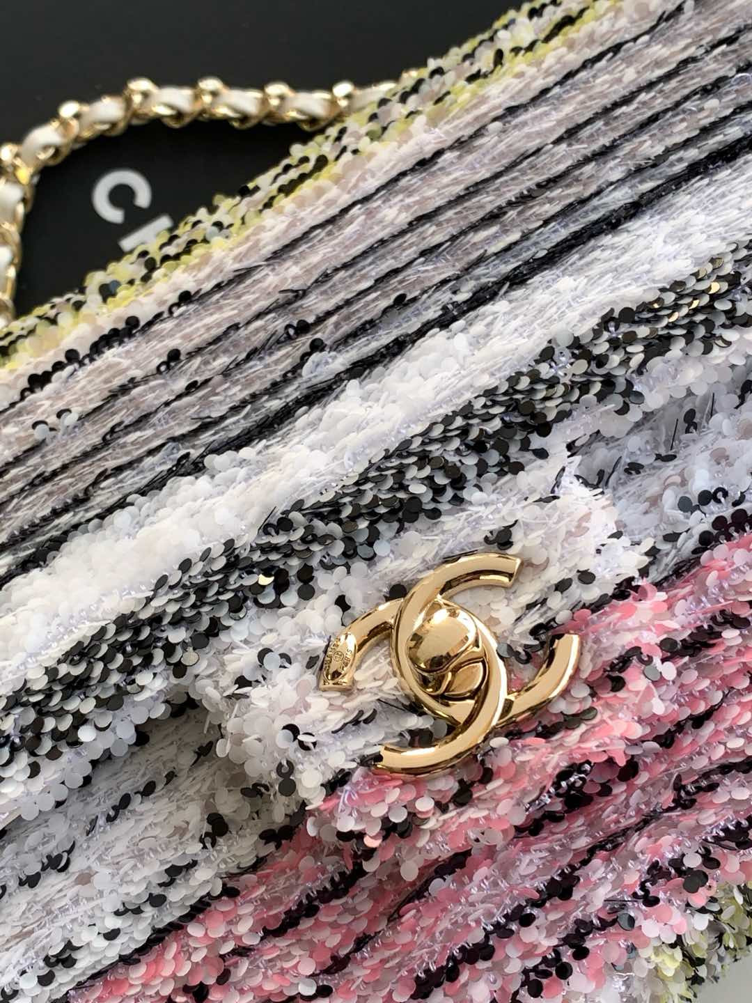 Ch**el Flap Bag 14x21x8cm