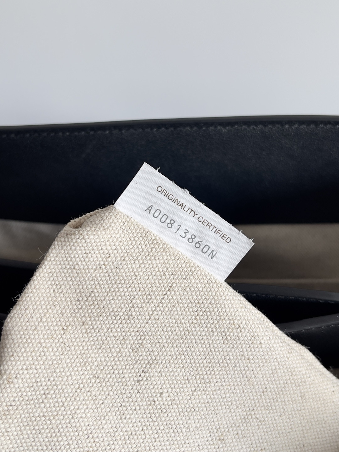 B0tt*ga Ven*ta Large Andiamo Messenger 43x32x20cm