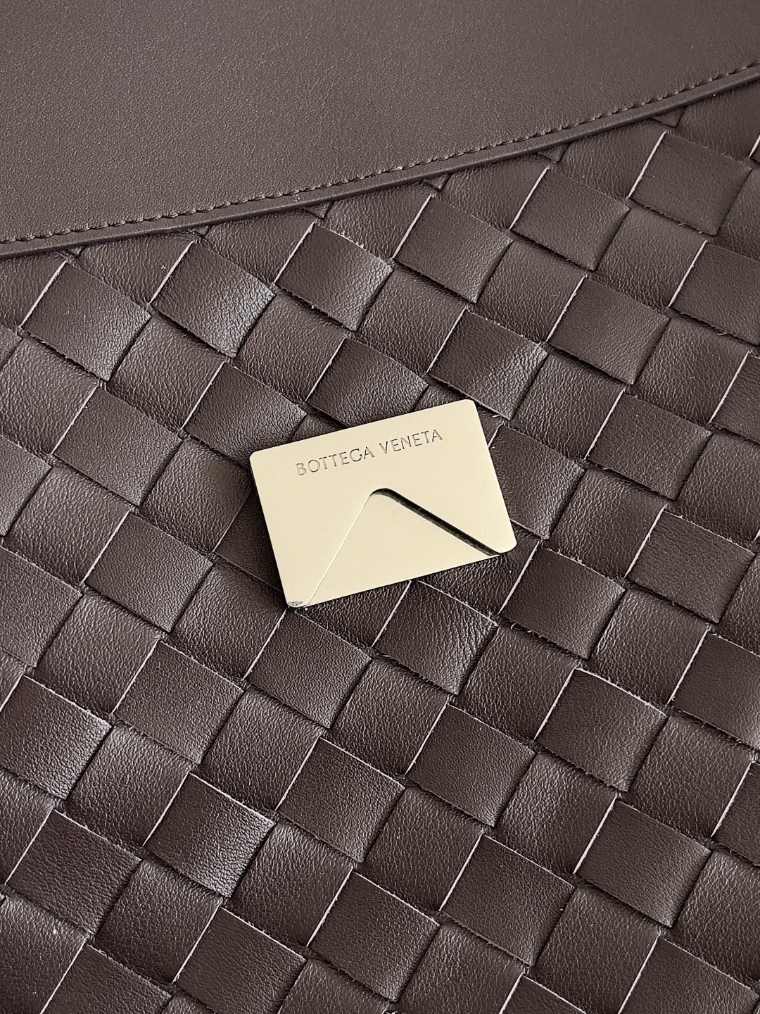 B0tt*ga Ven*ta Large Andiamo Messenger 43x32x20cm