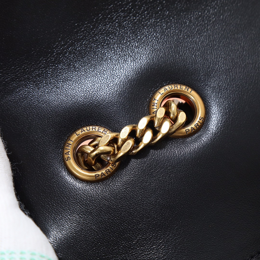 Y51 LOULOU medium in MATELASSÉ lambskin 29x17x8cm