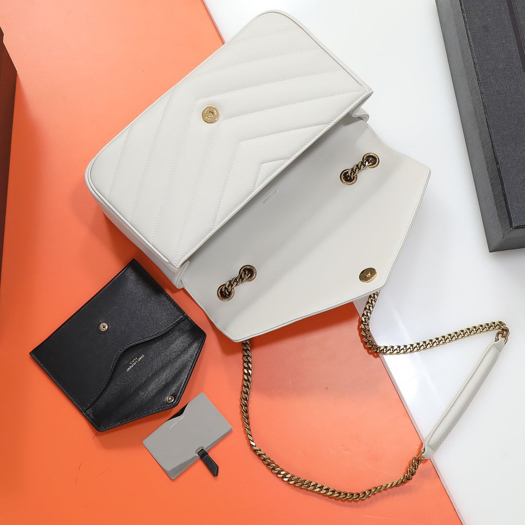 Y51 LOULOU medium in MATELASSÉ lambskin 29x17x8cm