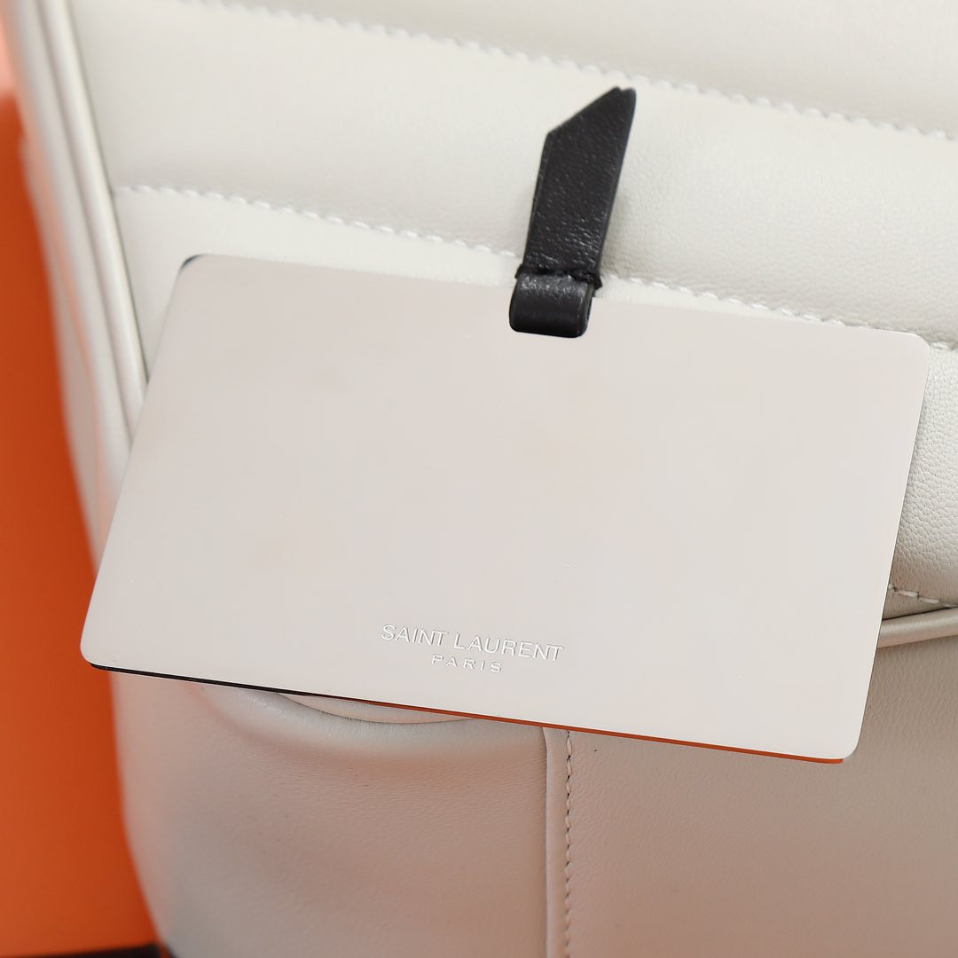 Y51 LOULOU medium in MATELASSÉ lambskin 29x17x8cm