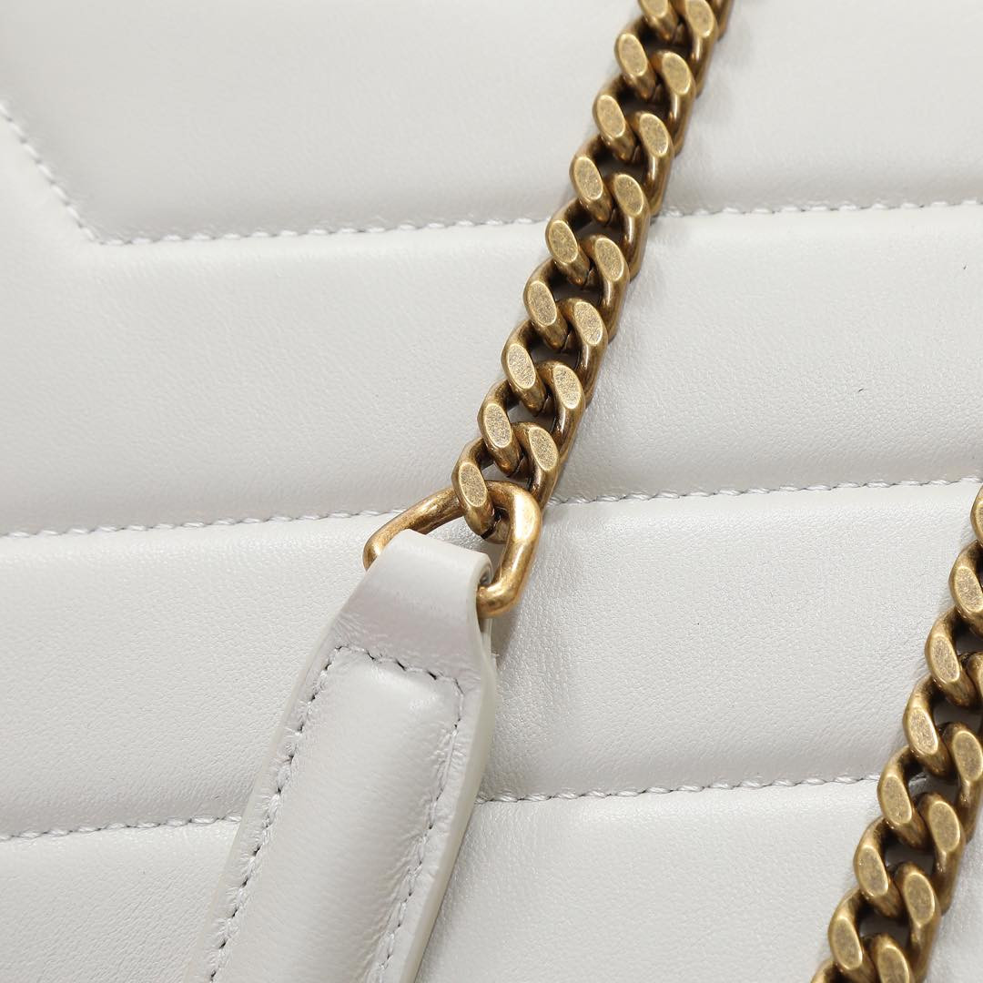 Y51 LOULOU medium in MATELASSÉ lambskin 29x17x8cm