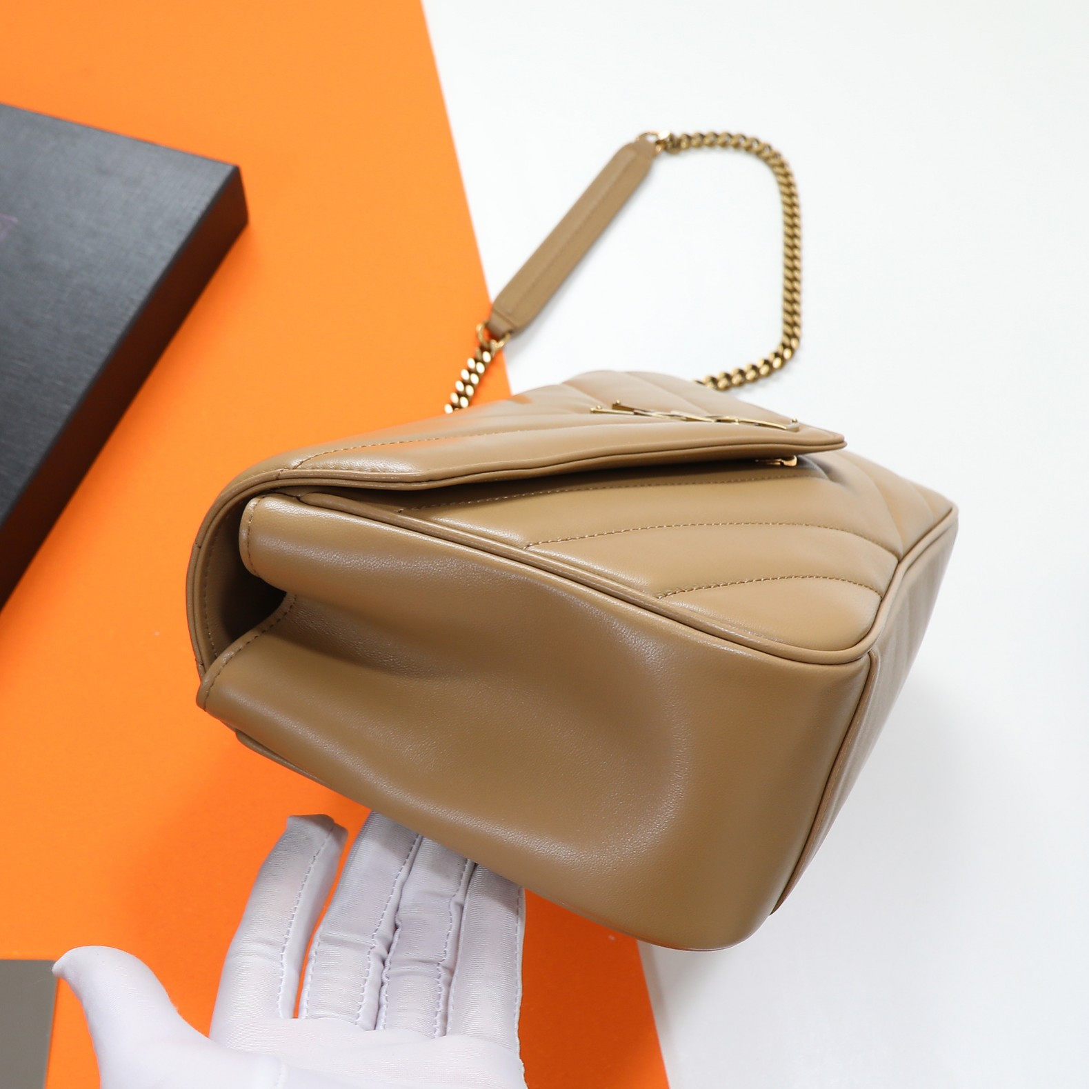 Y51 LOULOU medium in MATELASSÉ lambskin 29x17x8cm