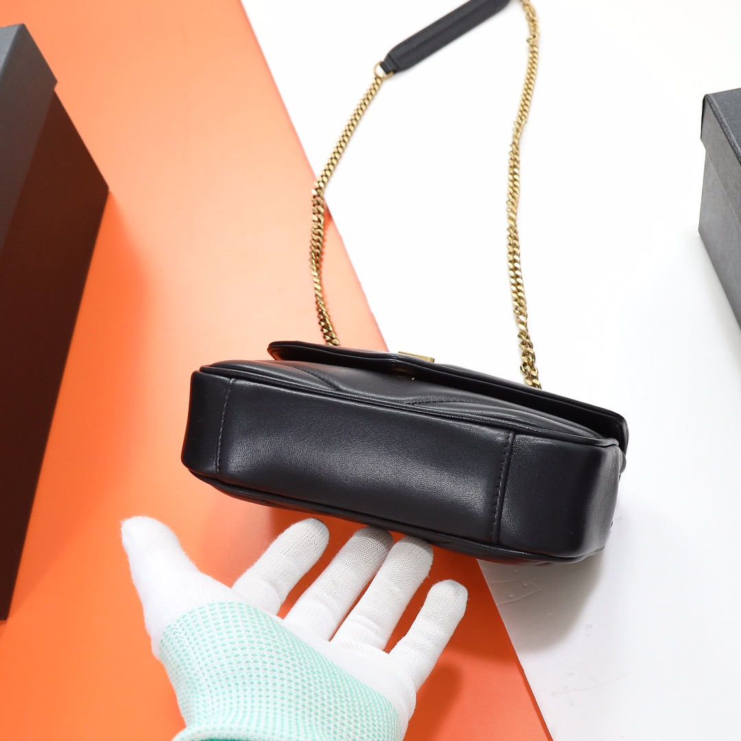 Y51 LOULOU MINI in lambskin 20X12X5cm