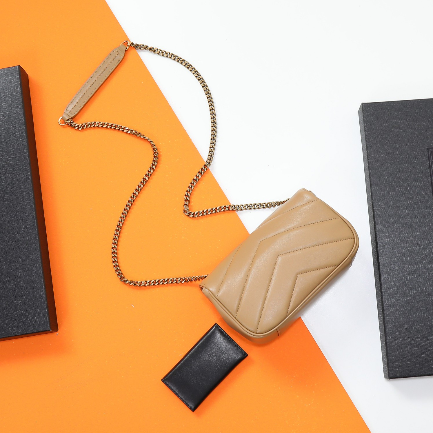 Y51 LOULOU MINI in lambskin 20X12X5cm