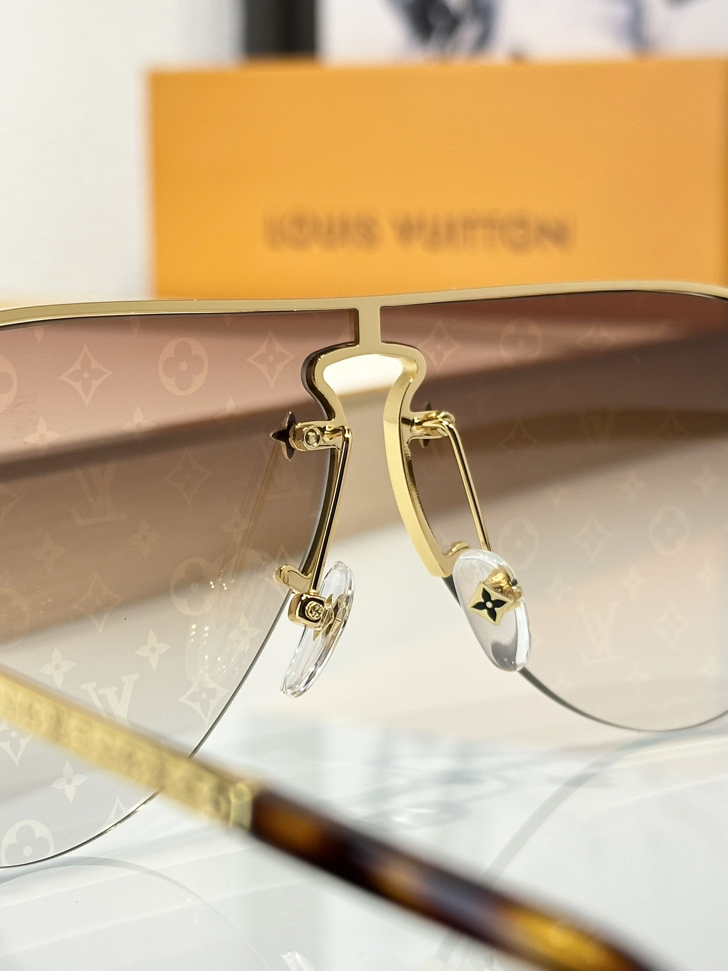 LV Glasses Z1467U Z1468U Z1470U Z1472U 60-16-140