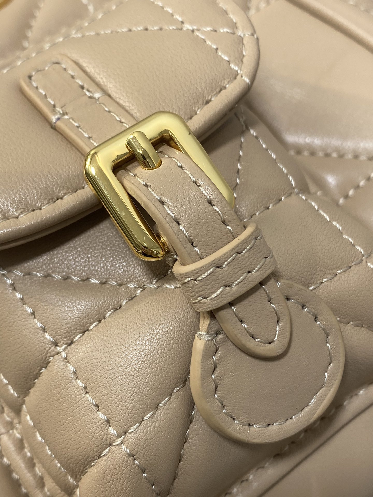 D10r CARO Backpack 20x8x18cm