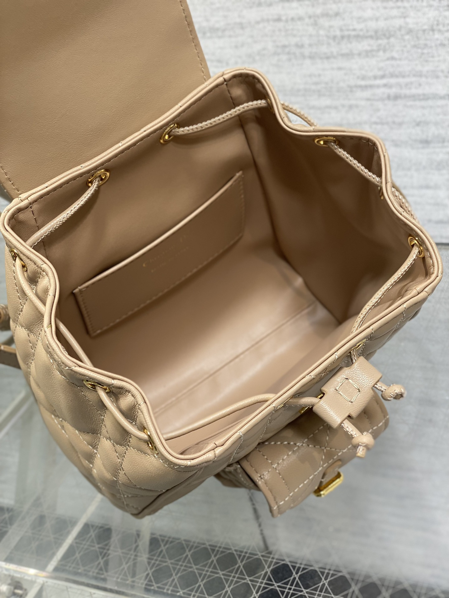 D10r CARO Backpack 20x8x18cm