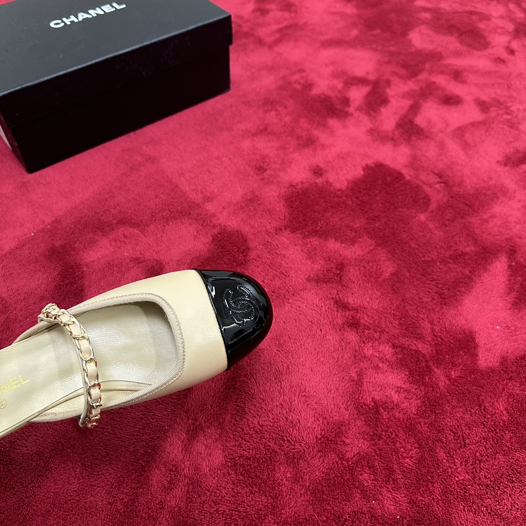 UA Ch**el Princess Shoes