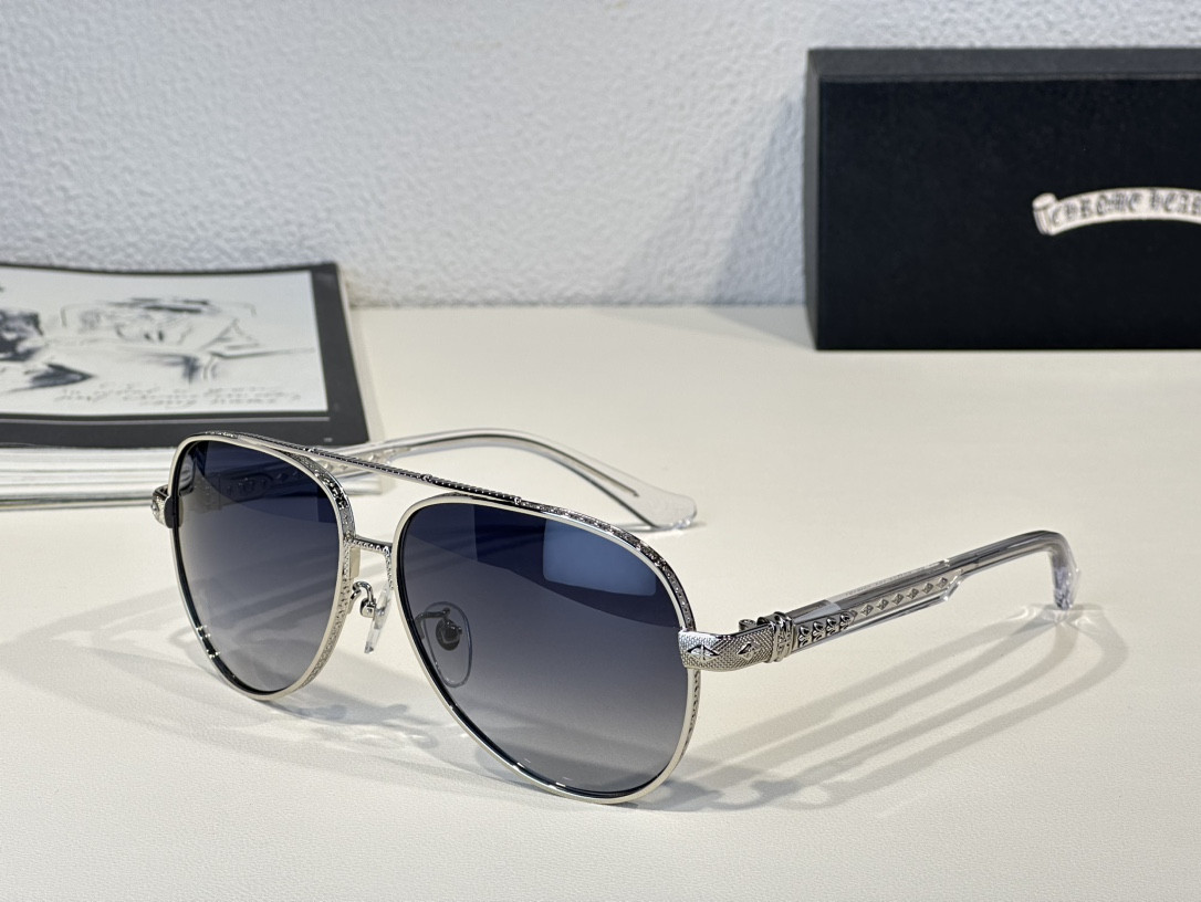 Ch*0me He**ts Glasses CH8191 62-14-154