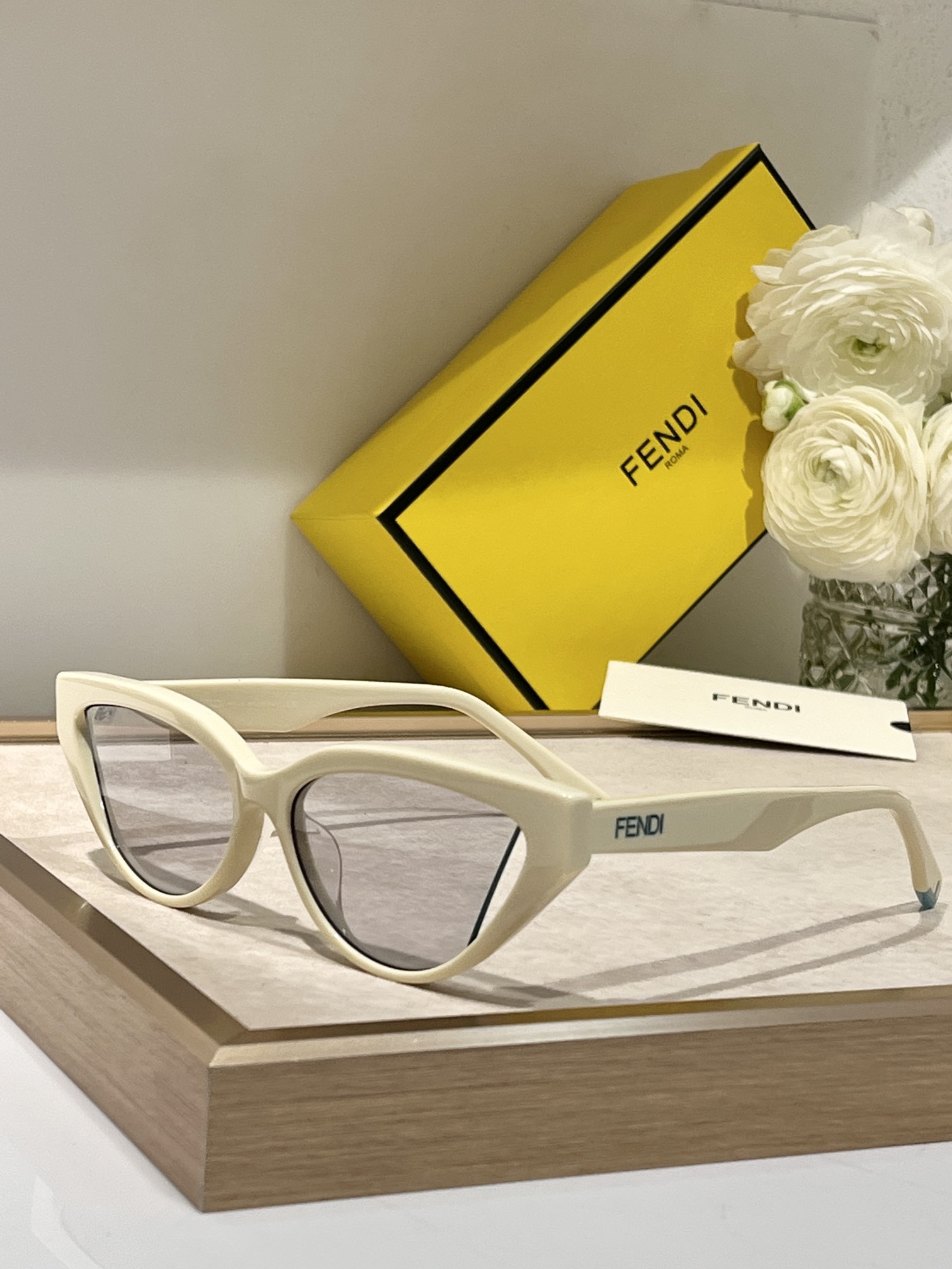 Fendi Glasses FE40009I 56-16-145