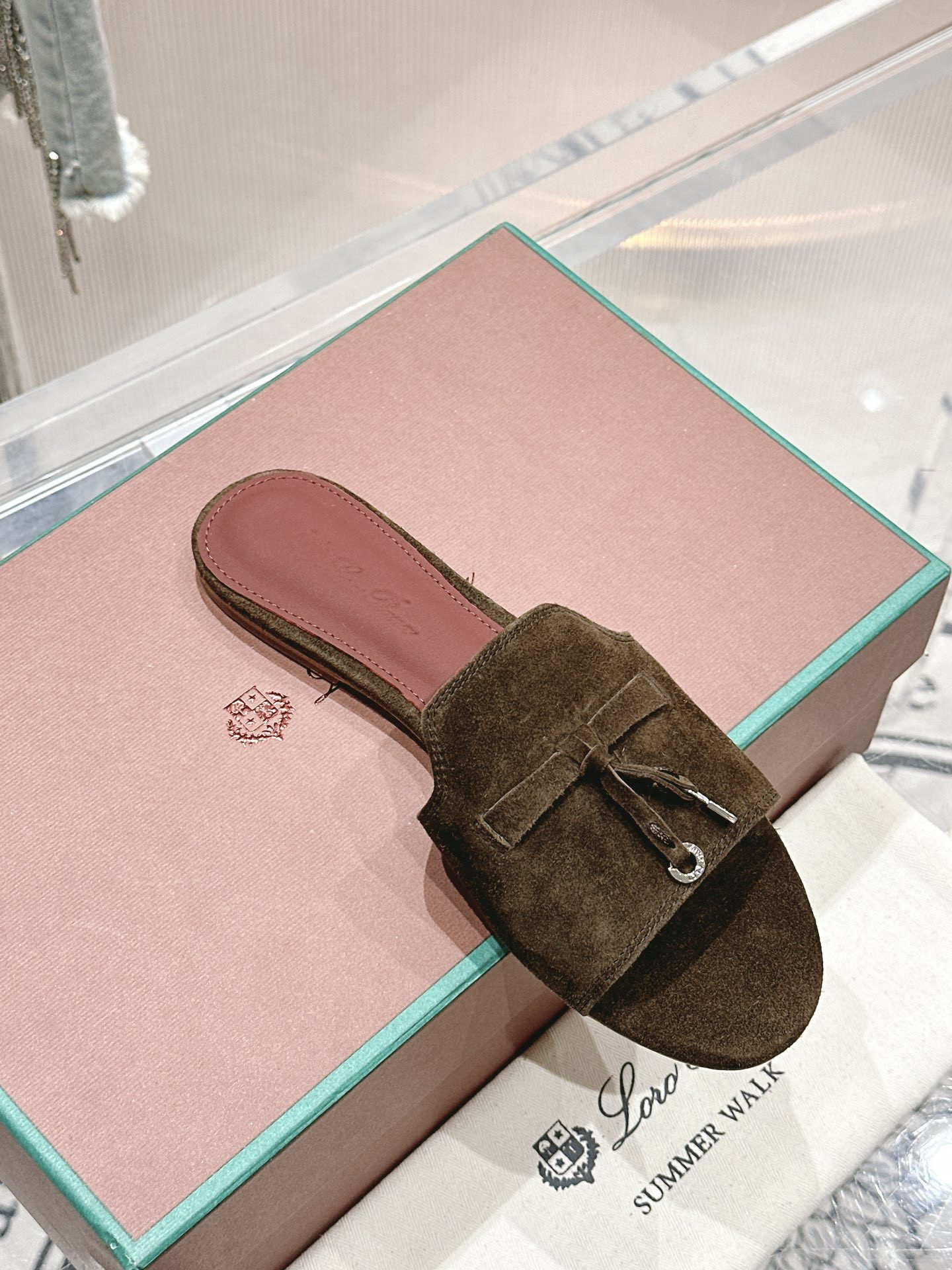 UA L0r0 P1ana Summer Charms Sandal