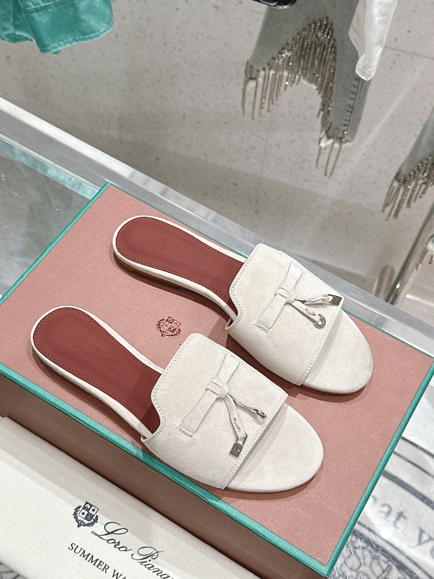 UA L0r0 P1ana Summer Charms Sandal