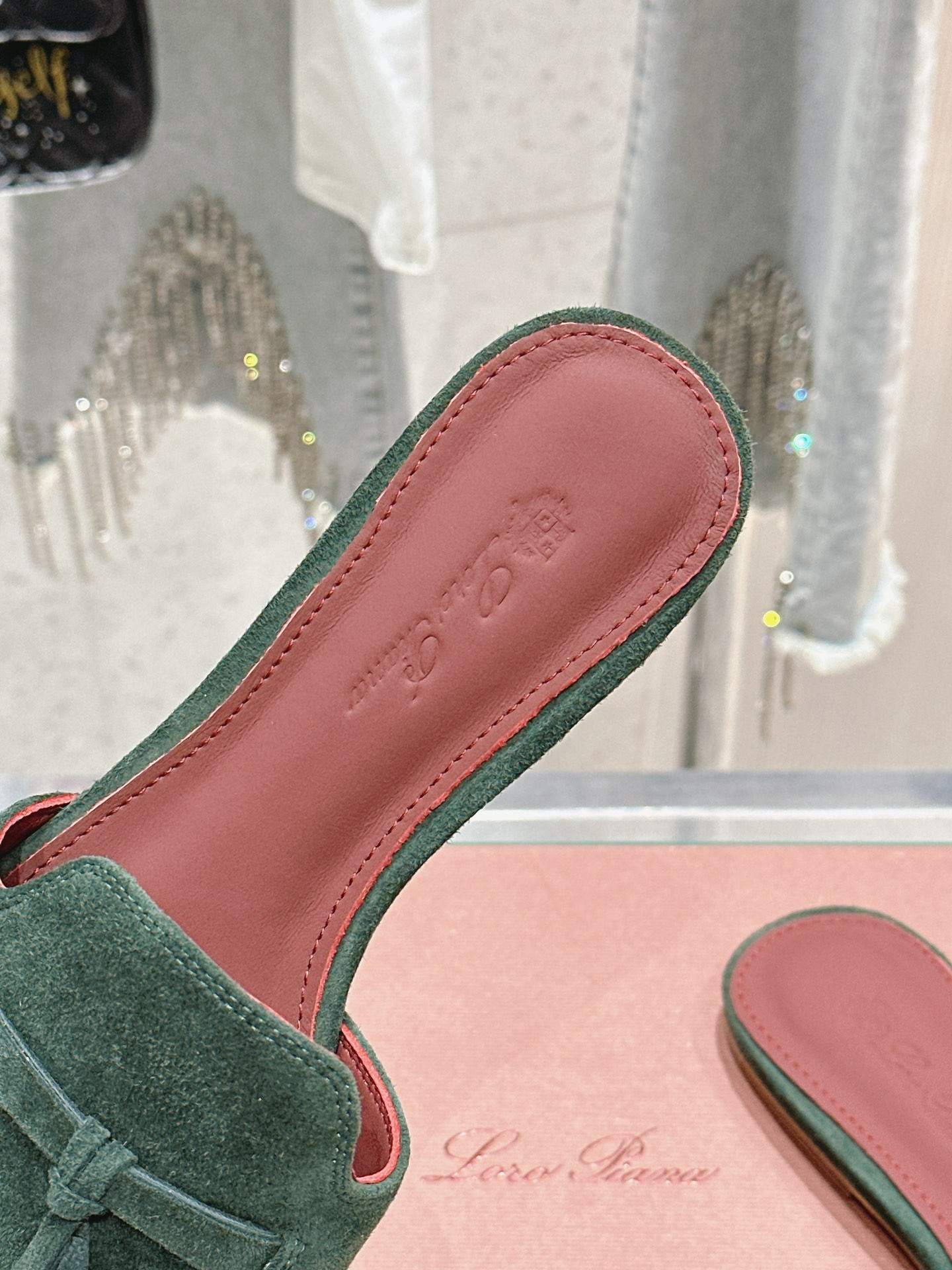 UA L0r0 P1ana Summer Charms Sandal