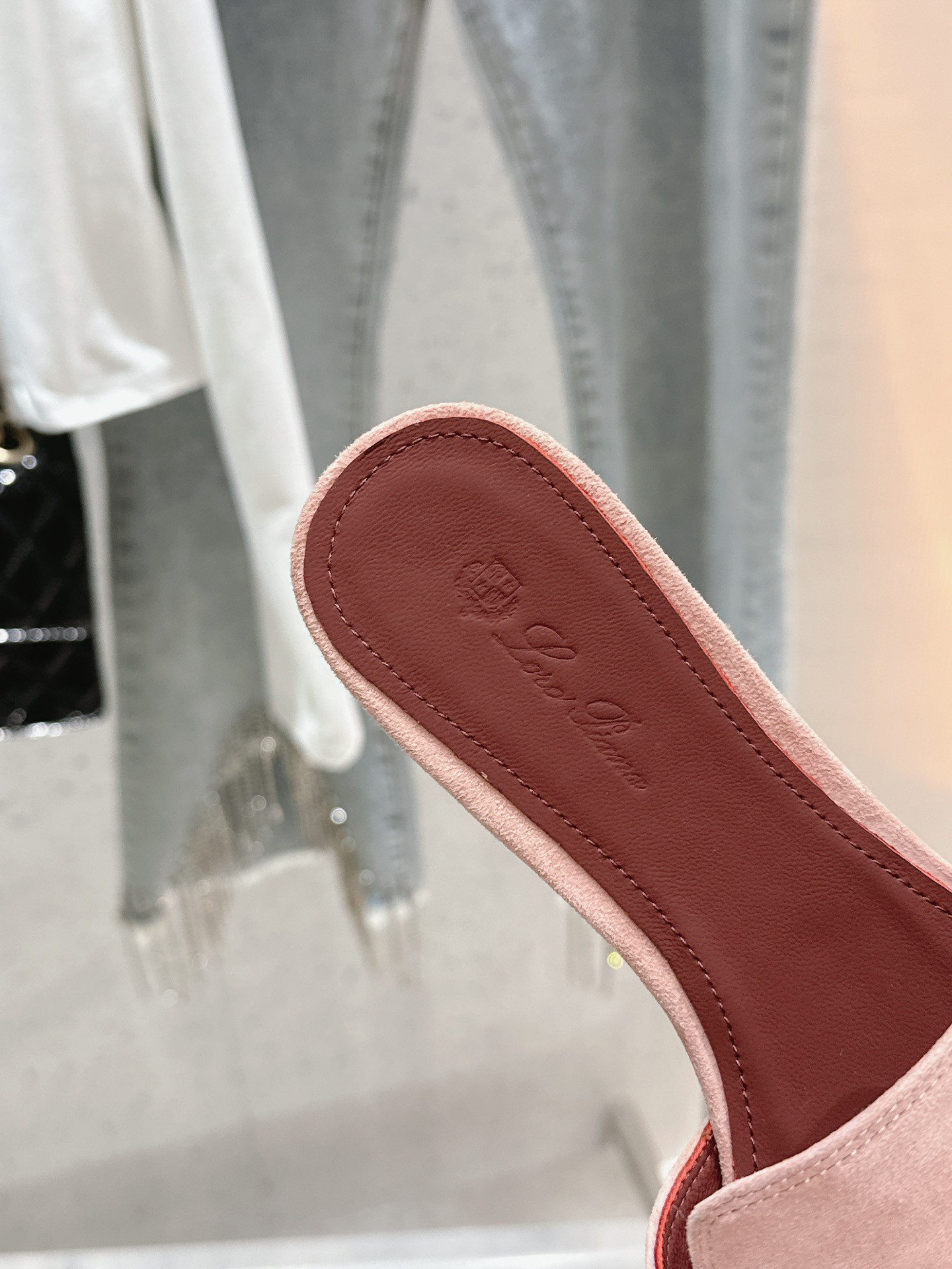 UA L0r0 P1ana Summer Charms Sandal