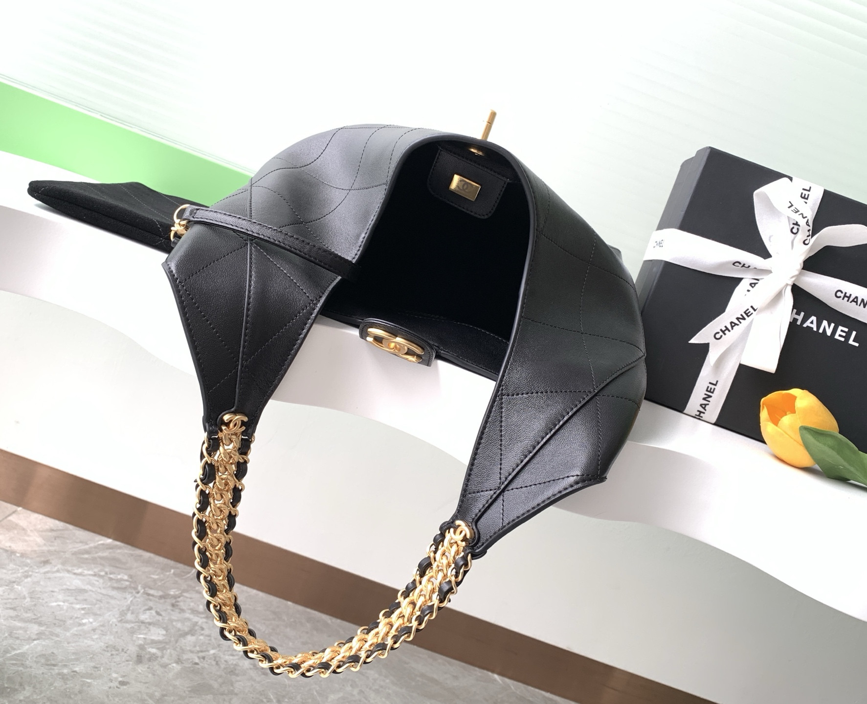 Ch**el Large Hobo Bag AS5410 35x30x14cm