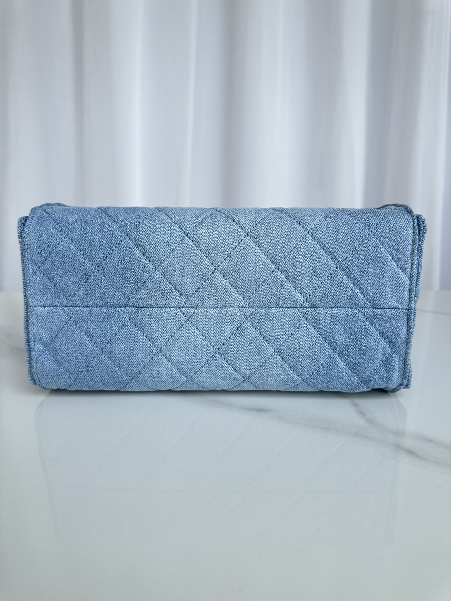 Ch**el 25 small Bucket Hobo handbag AS5293 30x26x14cm