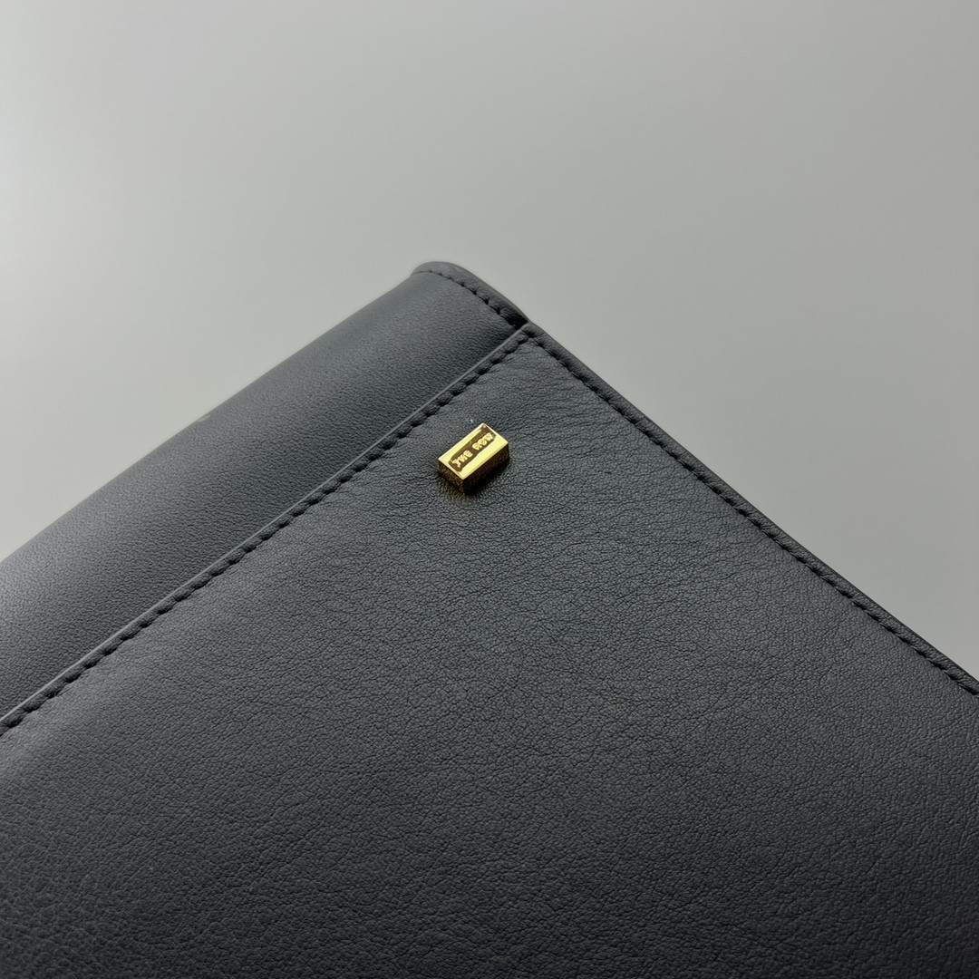 The R0w MARGAUX 12 32x15x25cm