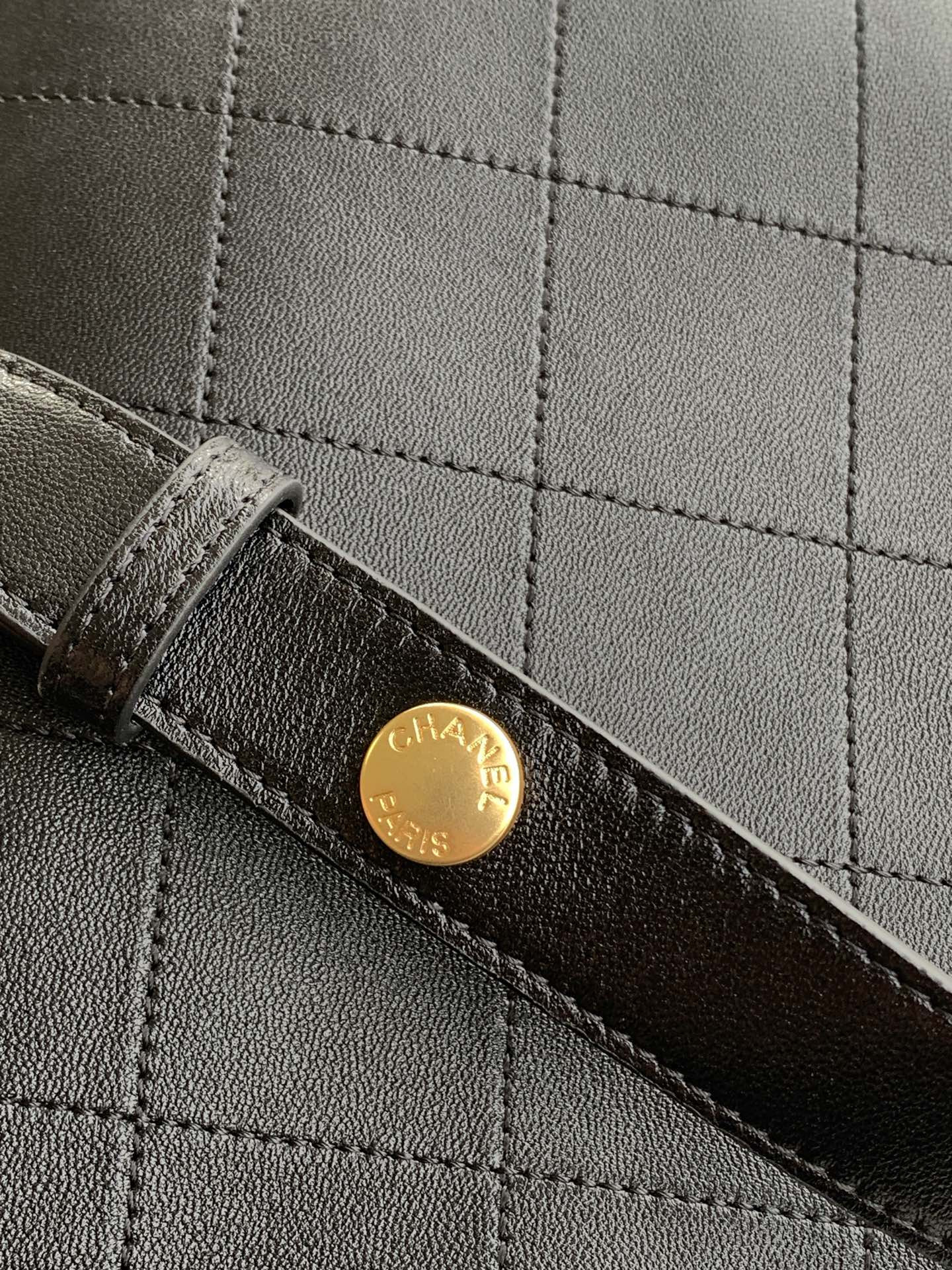 Ch**el Large Bucket Bag 28x31x15cm AS5406