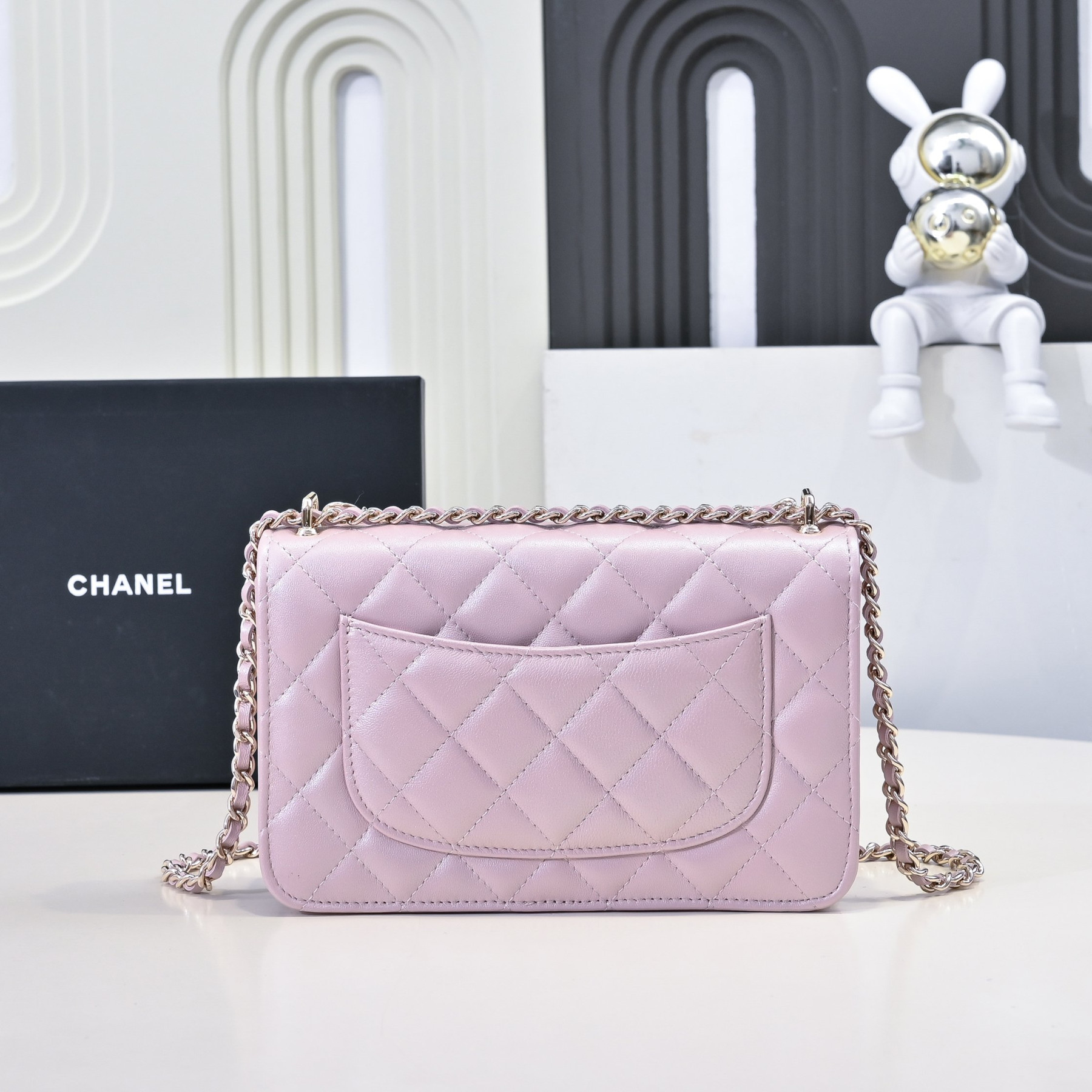 Ch**el SPRING-SUMMER 2025 PRE COLLECTION WALLET ON AP4537 19.5 × 13 × 3.5cm