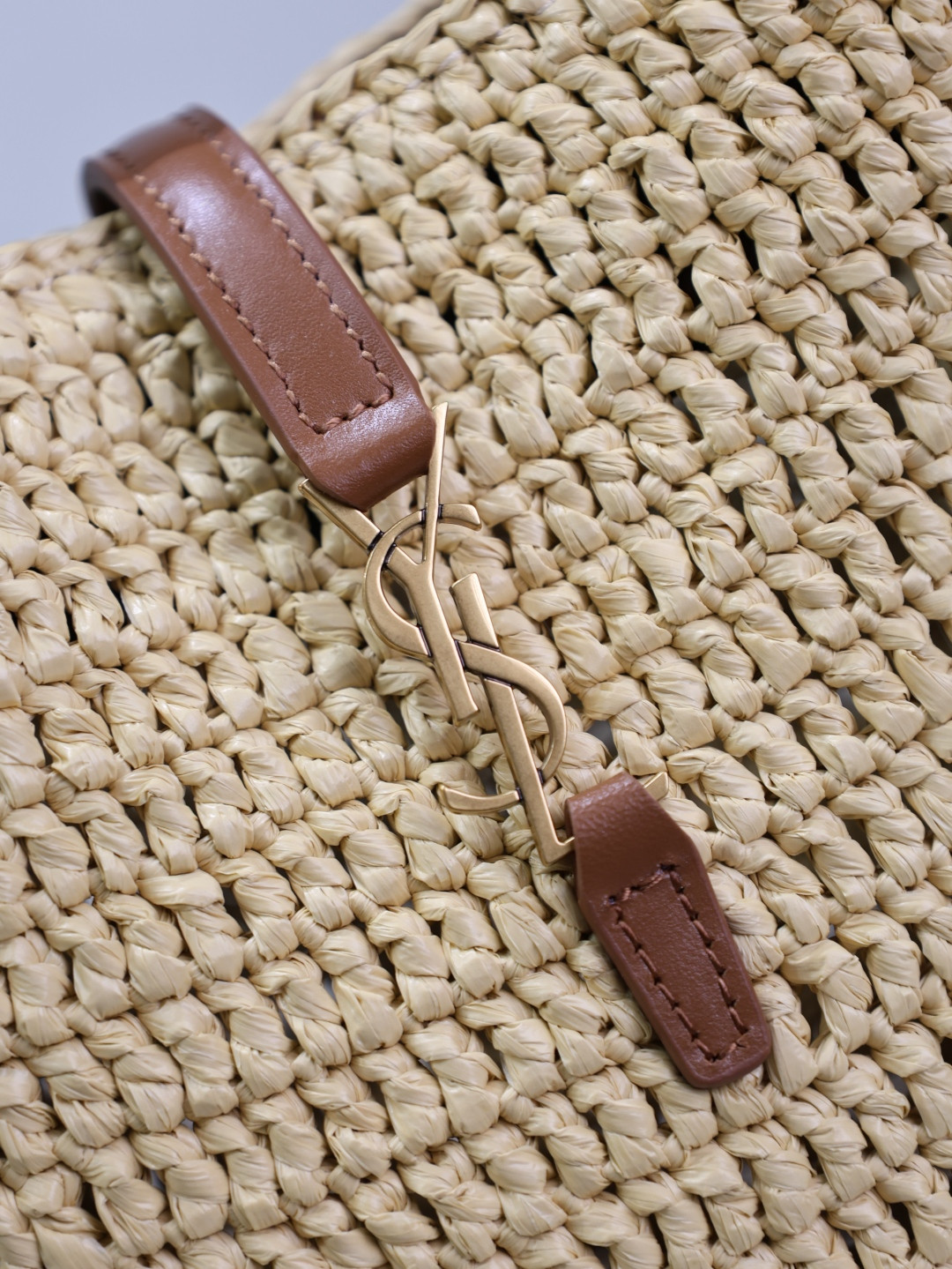 Y51 LE 37 mini (raffia) 15x13x6cm