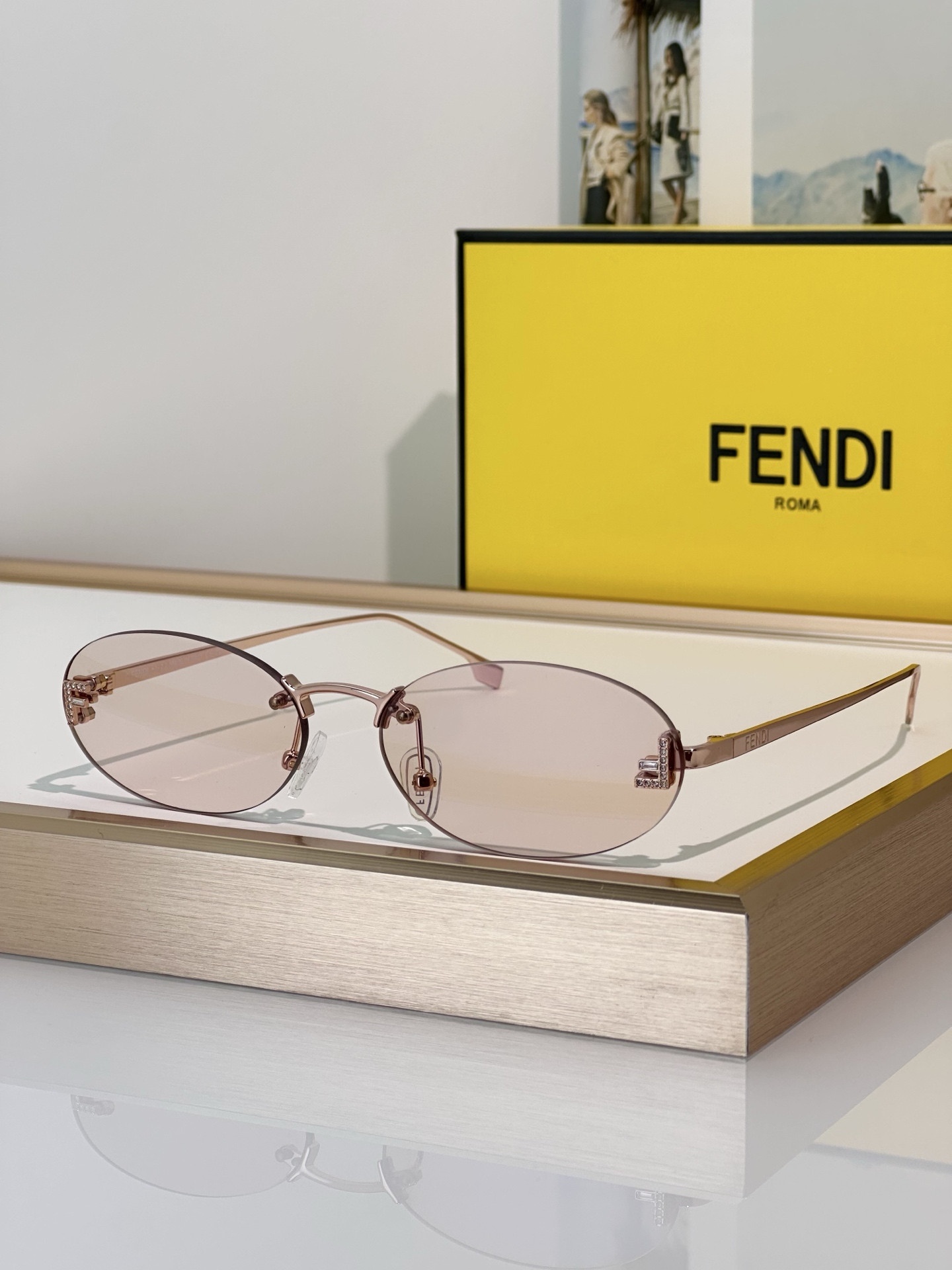 FENDI glasses FE4075US