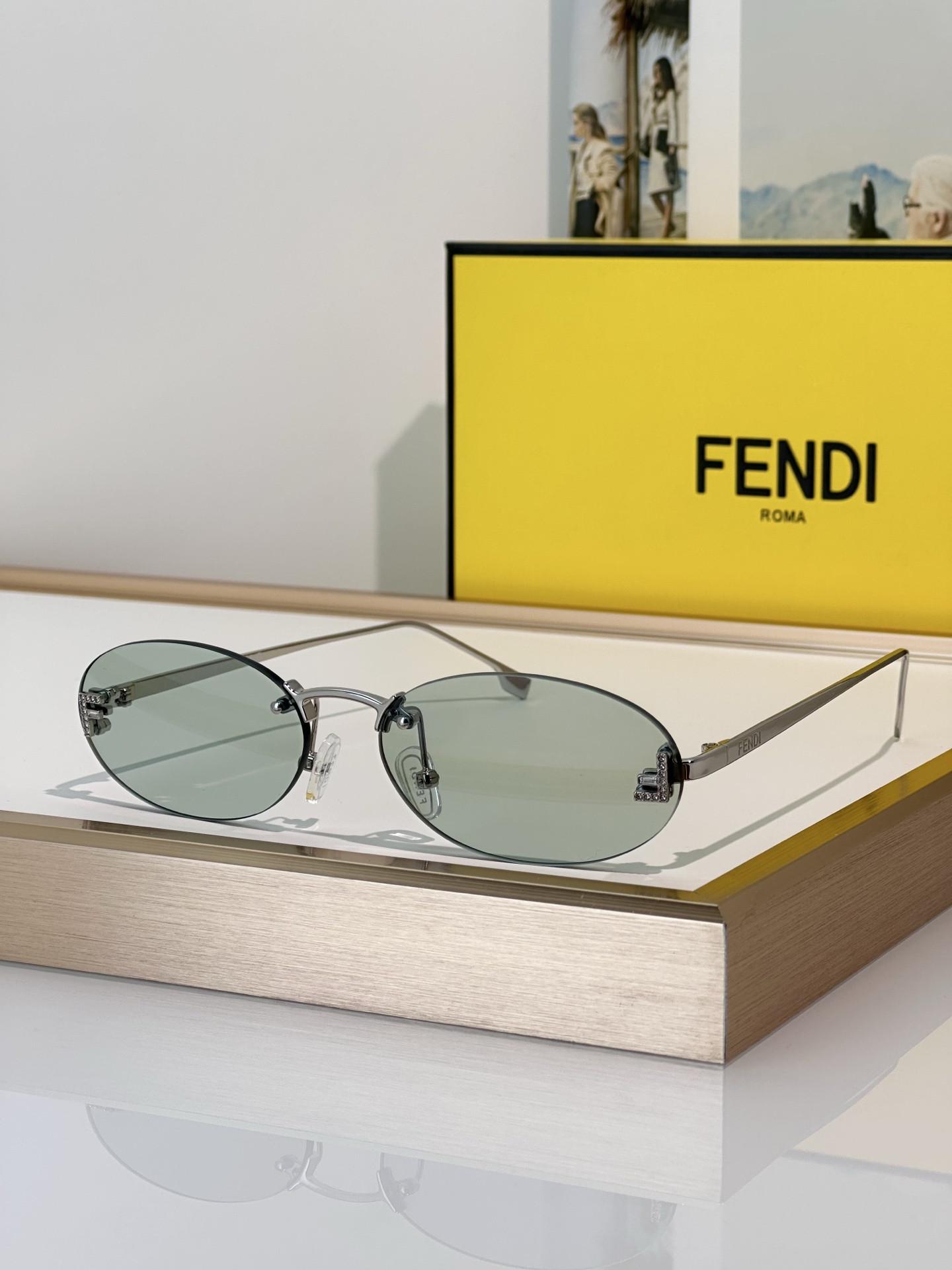 FENDI glasses FE4075US