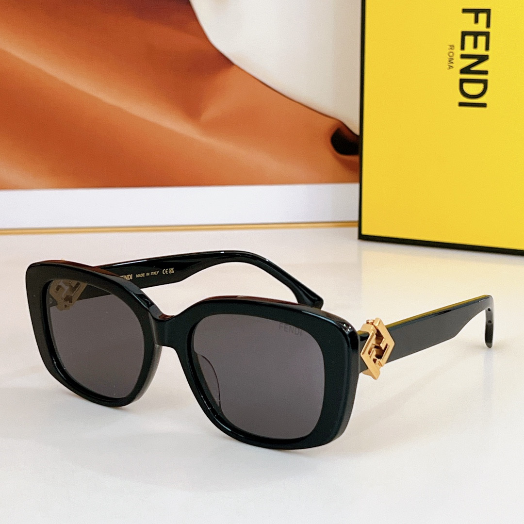 Fendi Glasses FE40138I 54-19-140