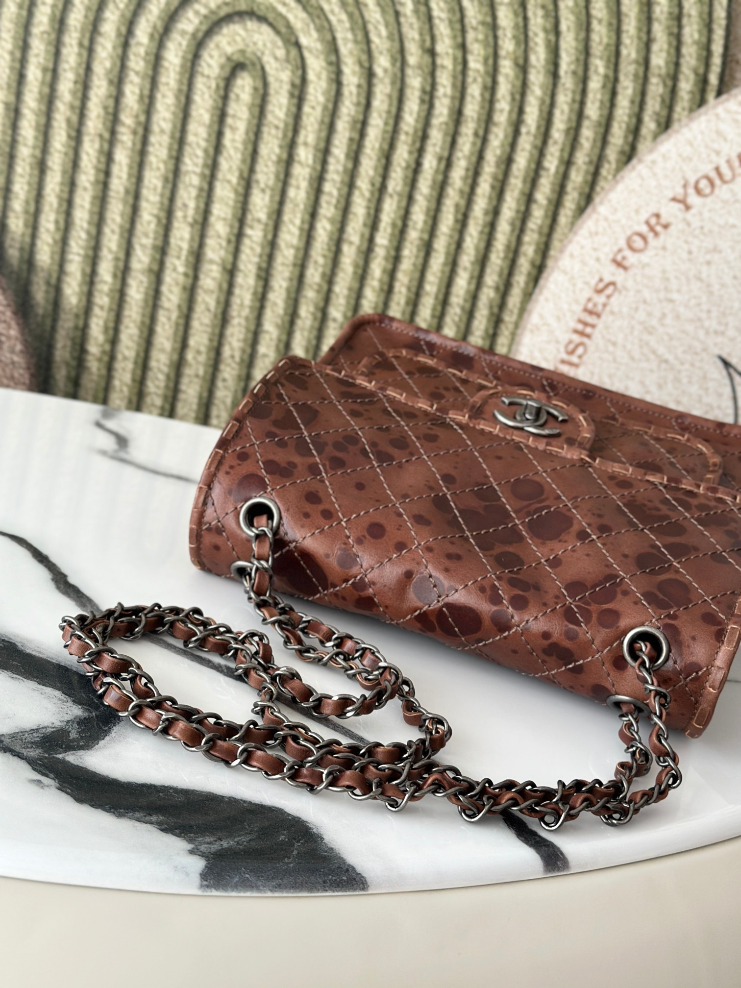 Ch**el Vintage Flap tofu bag 26x11x23cm