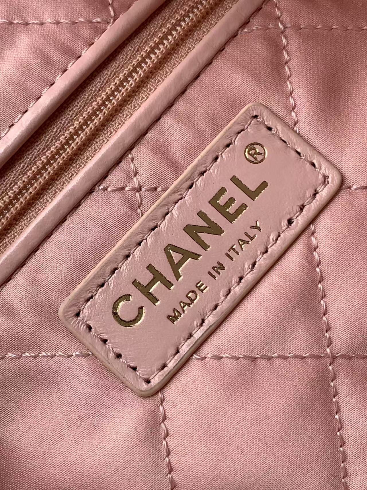 Ch**el 22 HANDBAG AS3261 39×42×8 cm