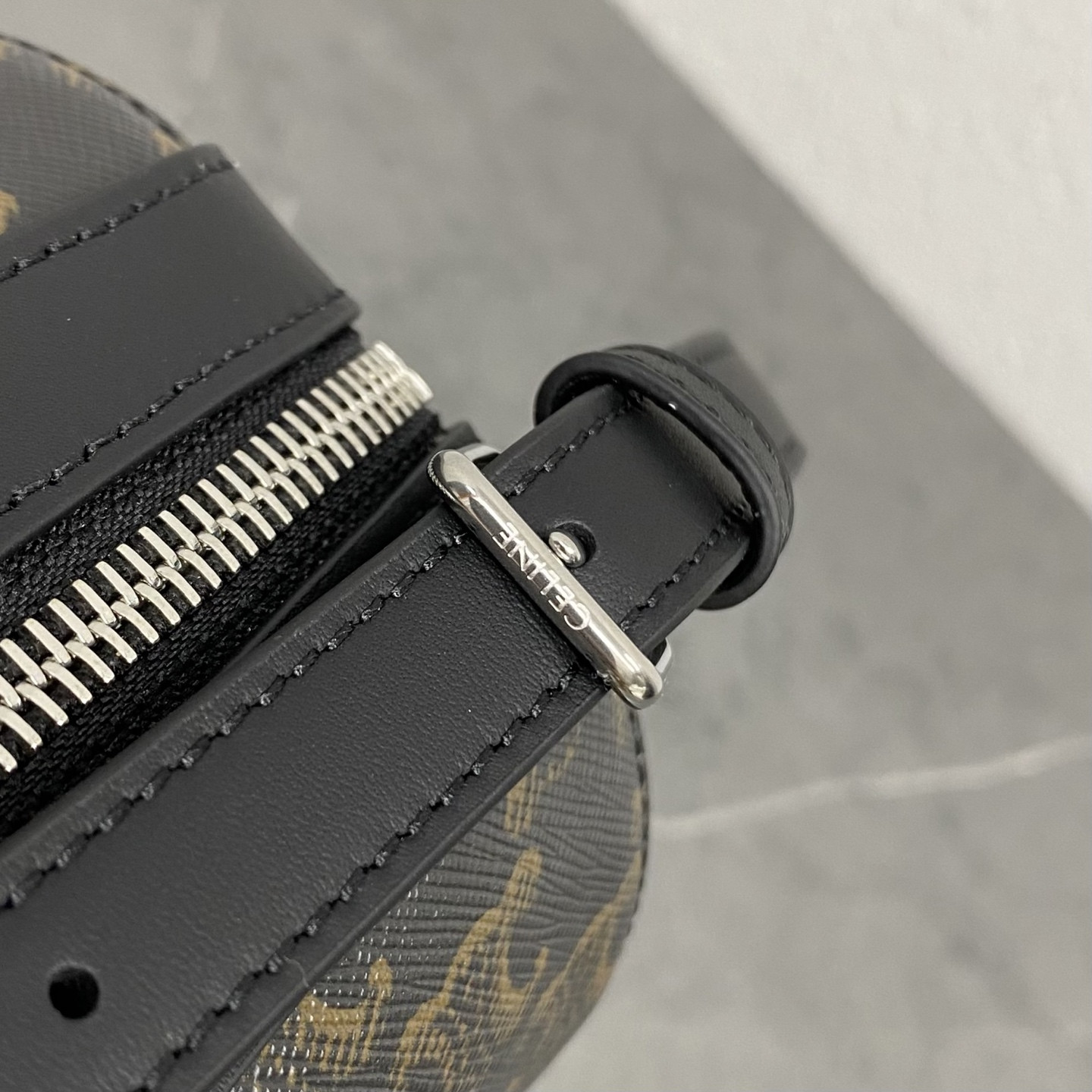 Ce1i*e MINI BOSTON IN TRIOMPHE CANVAS AND CALFSKIN 22x16x10cm