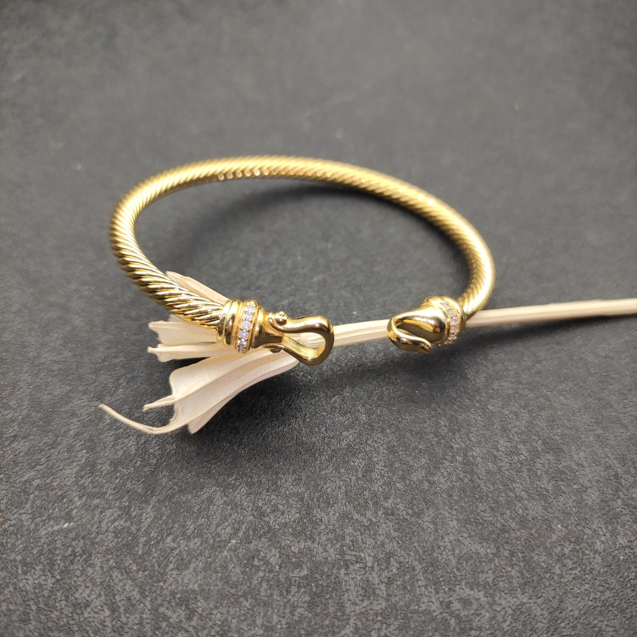 David Yurman 4mm Gold Hook With Diamonds Bracelet(wrist circumference 16-20cm)