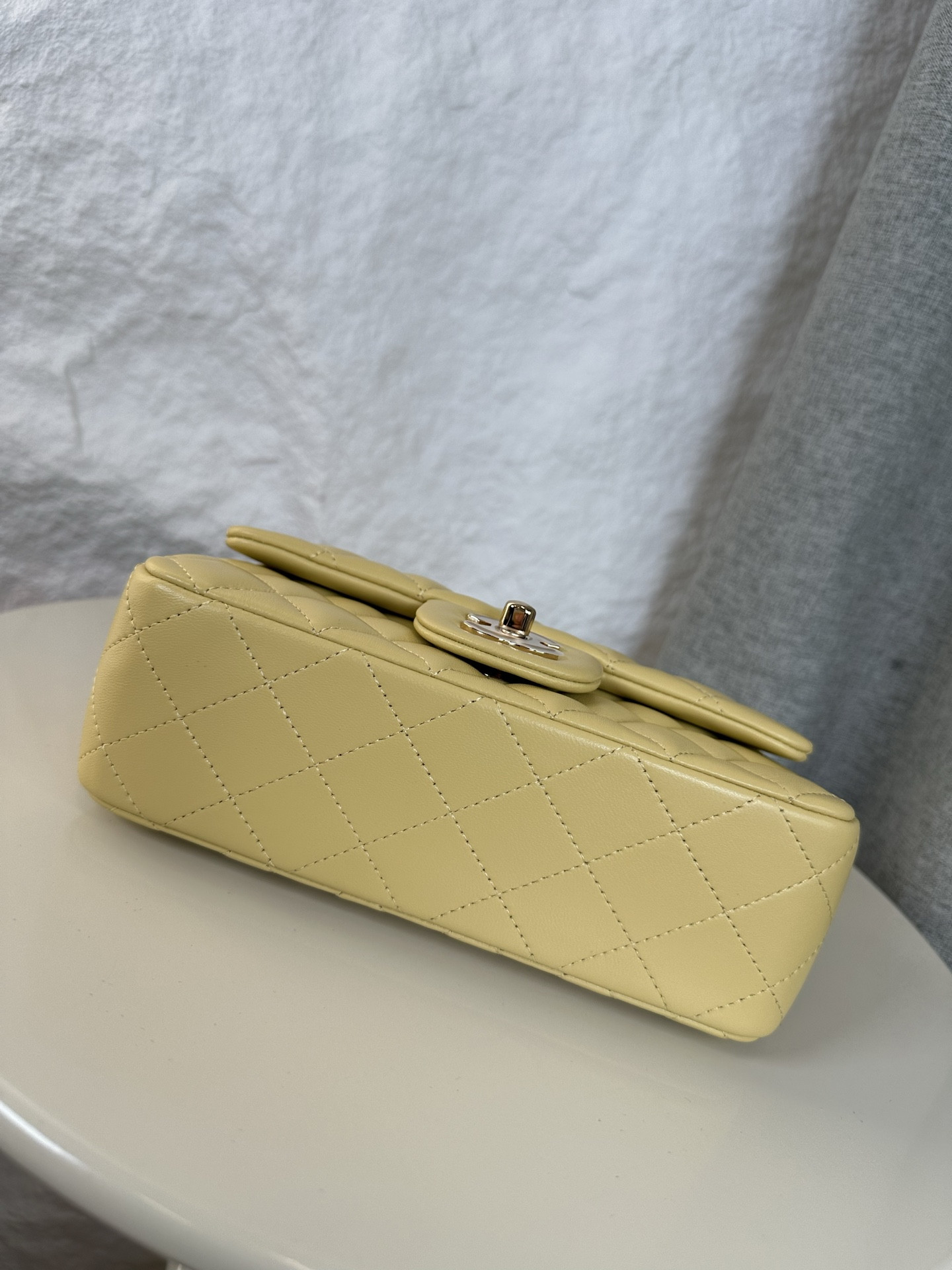 Ch**el Mini Flap Bag 20x12x6cm