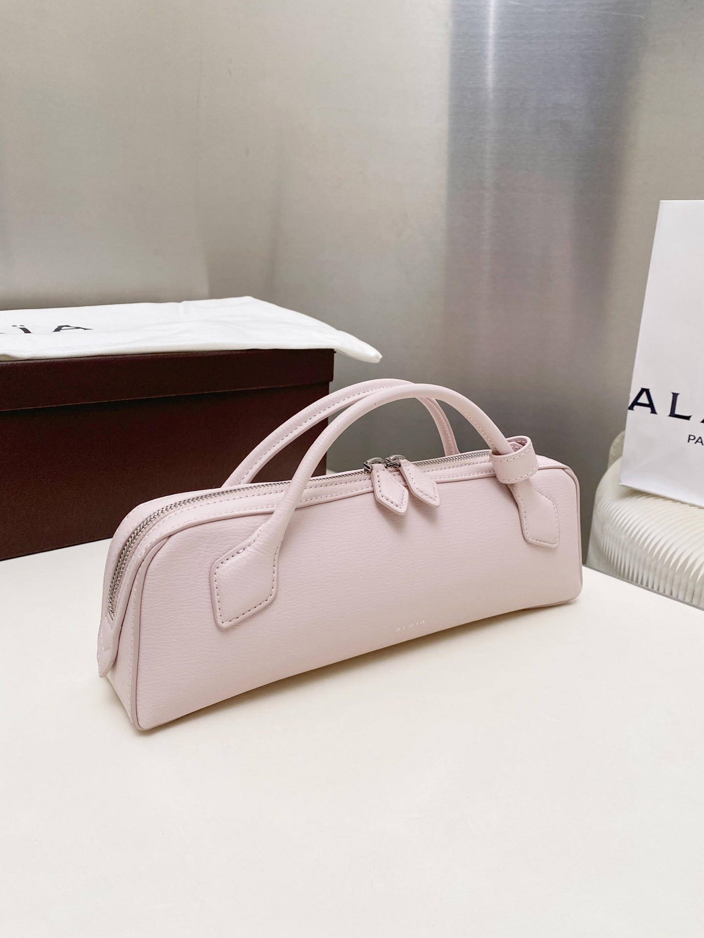 ALAÏA LE TECKEL CLUTCH SMALL BAG 27x9x8cm