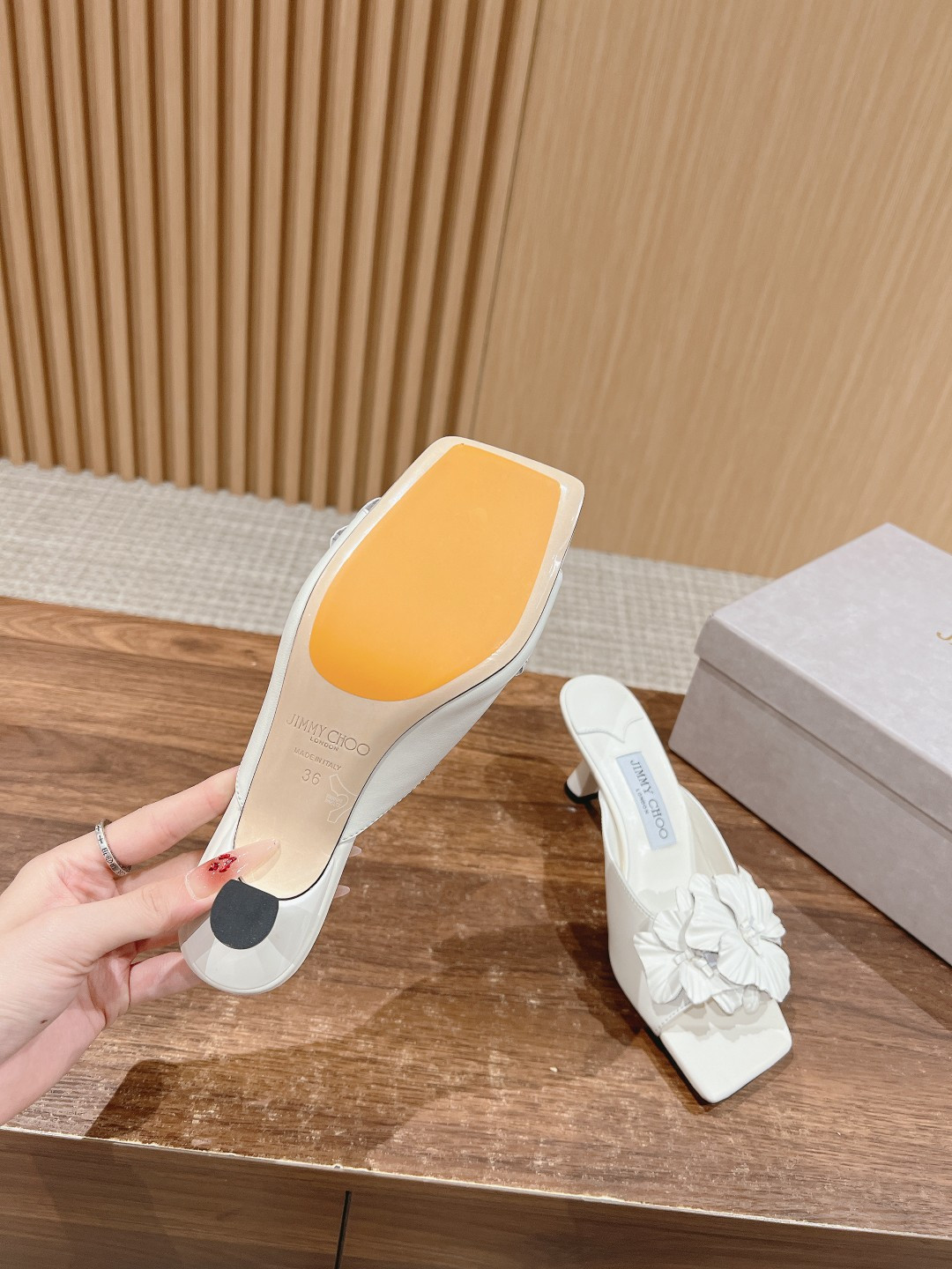 UA J1m*y Ch00 Slides 6.5cm