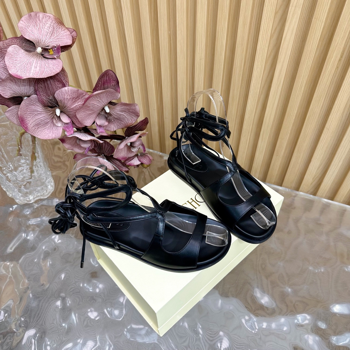 UA J1m*y Ch00 Sandals