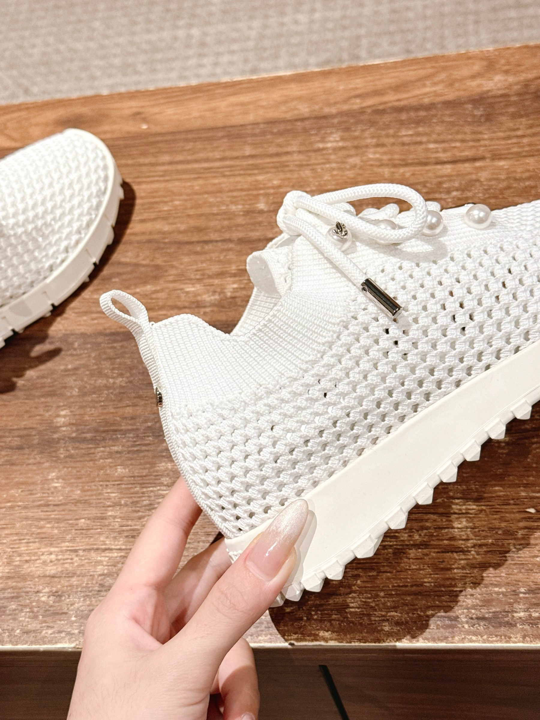 UA J1m*y Ch00 Casual Sneakers