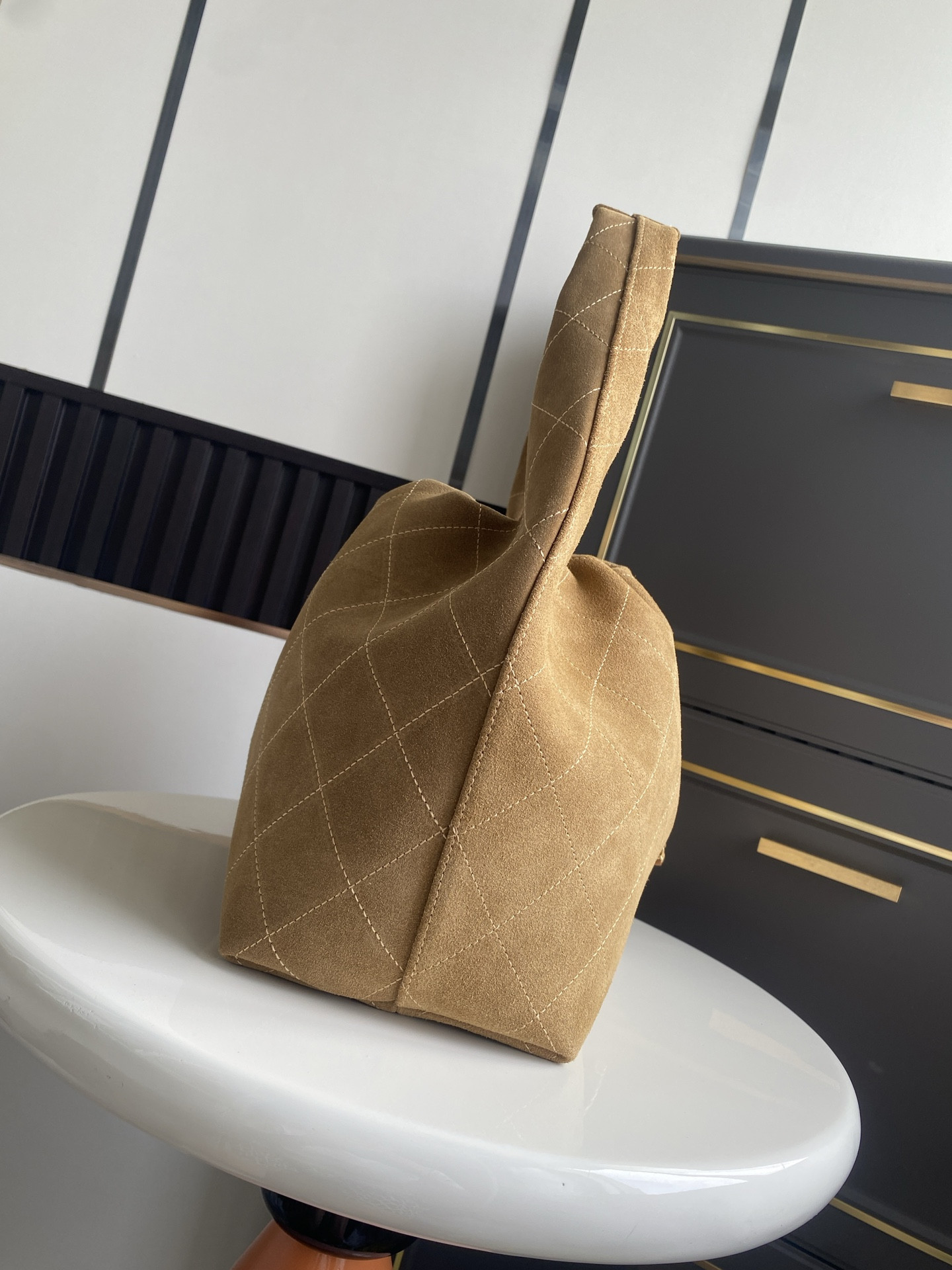 Ch**el Large Hobo Bag 30x12x45cm