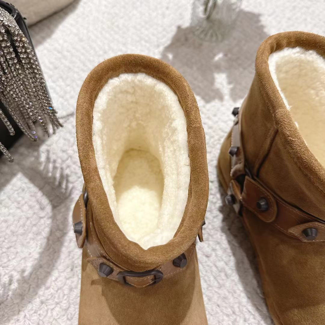 UA Balenciaga Alaska Soft Booties