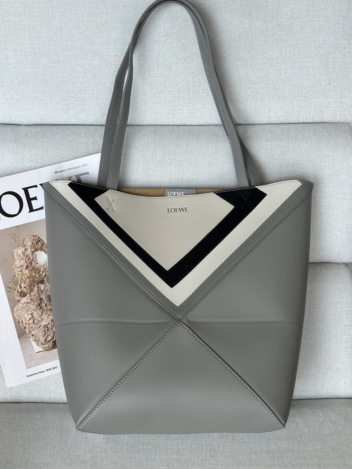 LOEWE x Albers Medium Puzzle Fold Tote in Nappa Calfskin 31.5x25.5x14.5cm