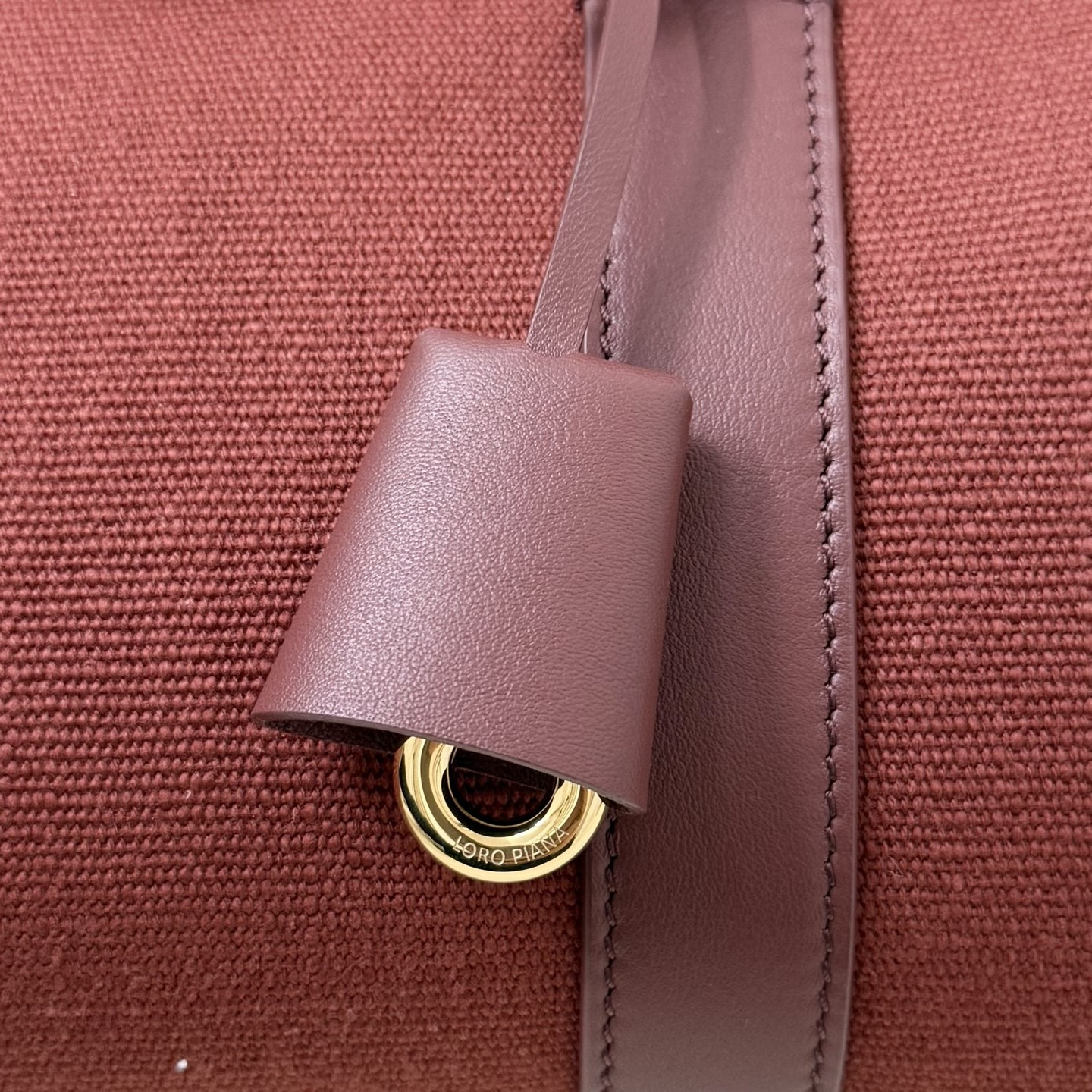 L0r0 P1ana Loom L25 25x18x12.5cm