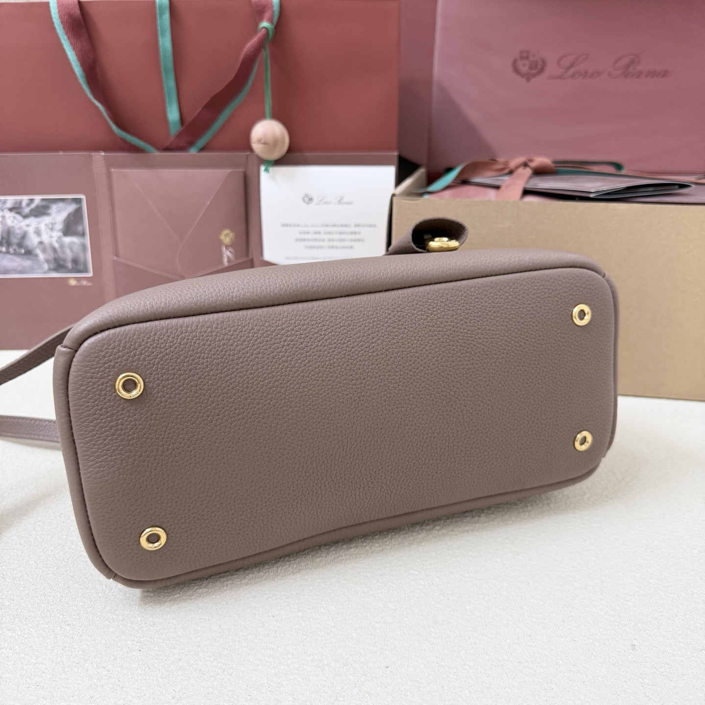 L0r0 P1ana Small Needle Bag 31x15x16cm