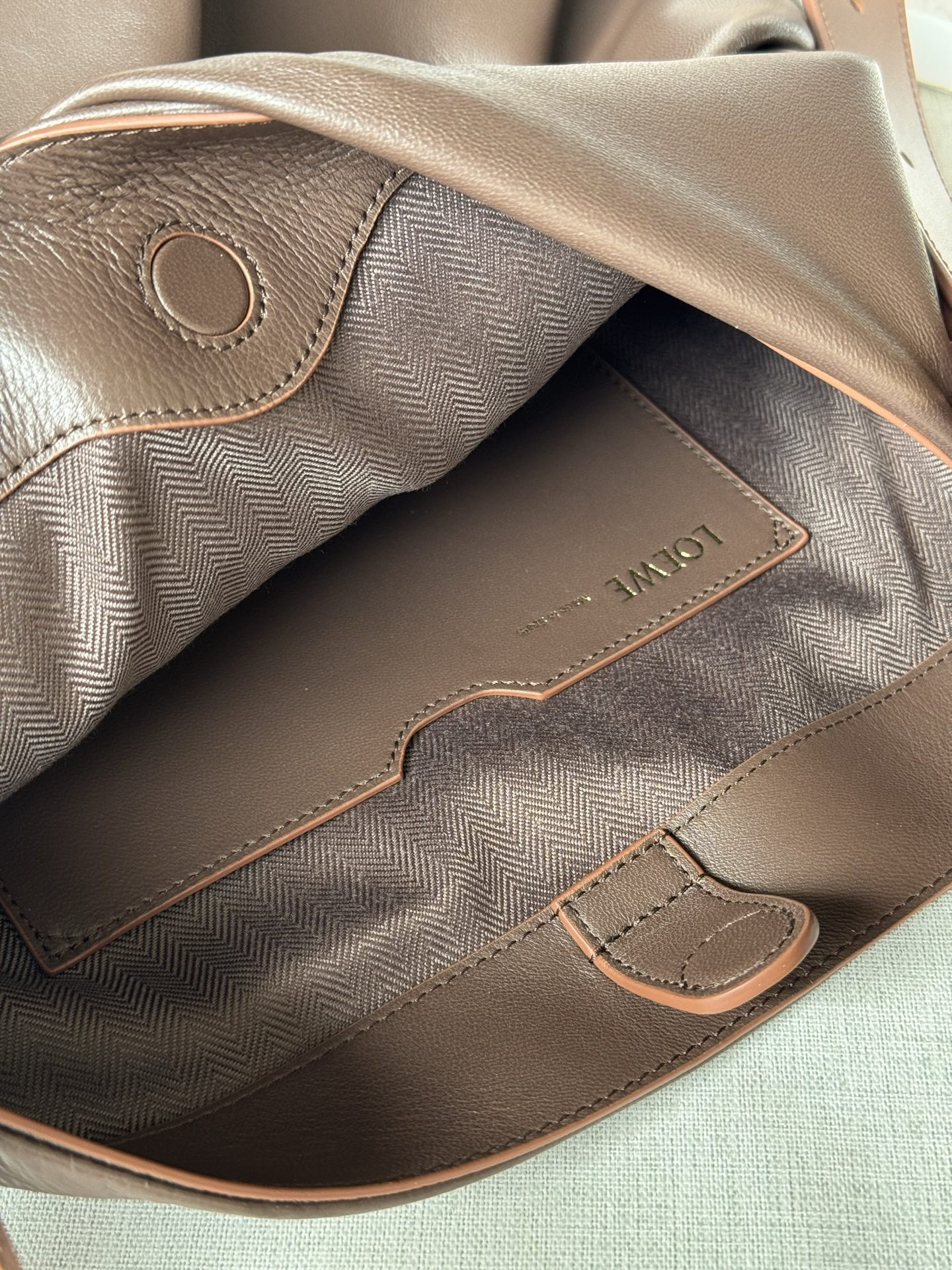 L0ew* Draped Tote in Mellow Nappa Lambskin 30x29x13cm